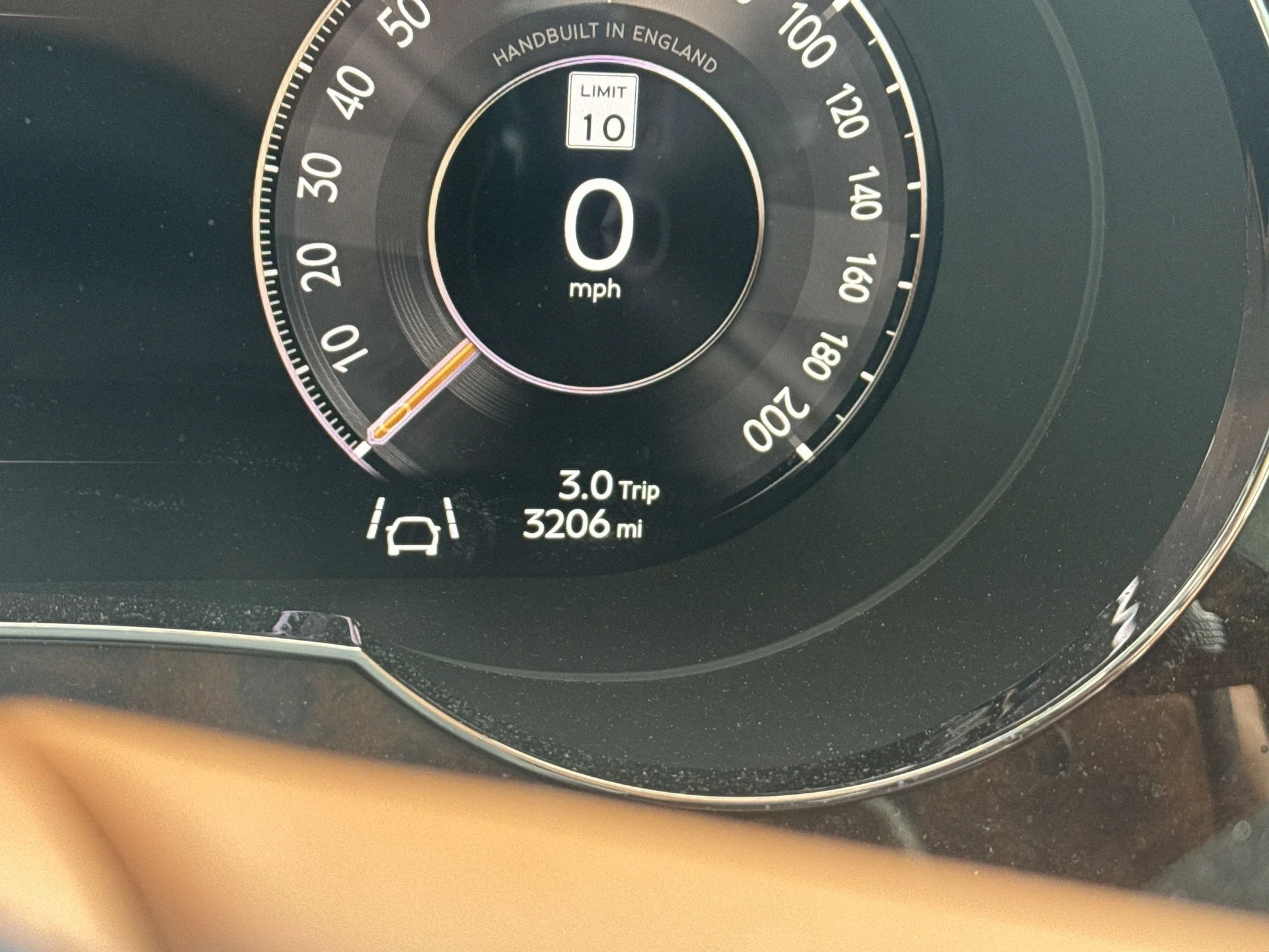 mph019_519530751_3ef223e26b96d7349086a850b914140dx_82965d717d