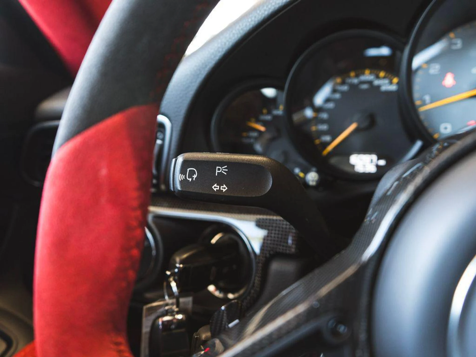 mph019_519764004_U_Wv2_Gc_Tl9_Ya3_KMNT_Si3s_H1_B_Ydt_I_c529bcf830