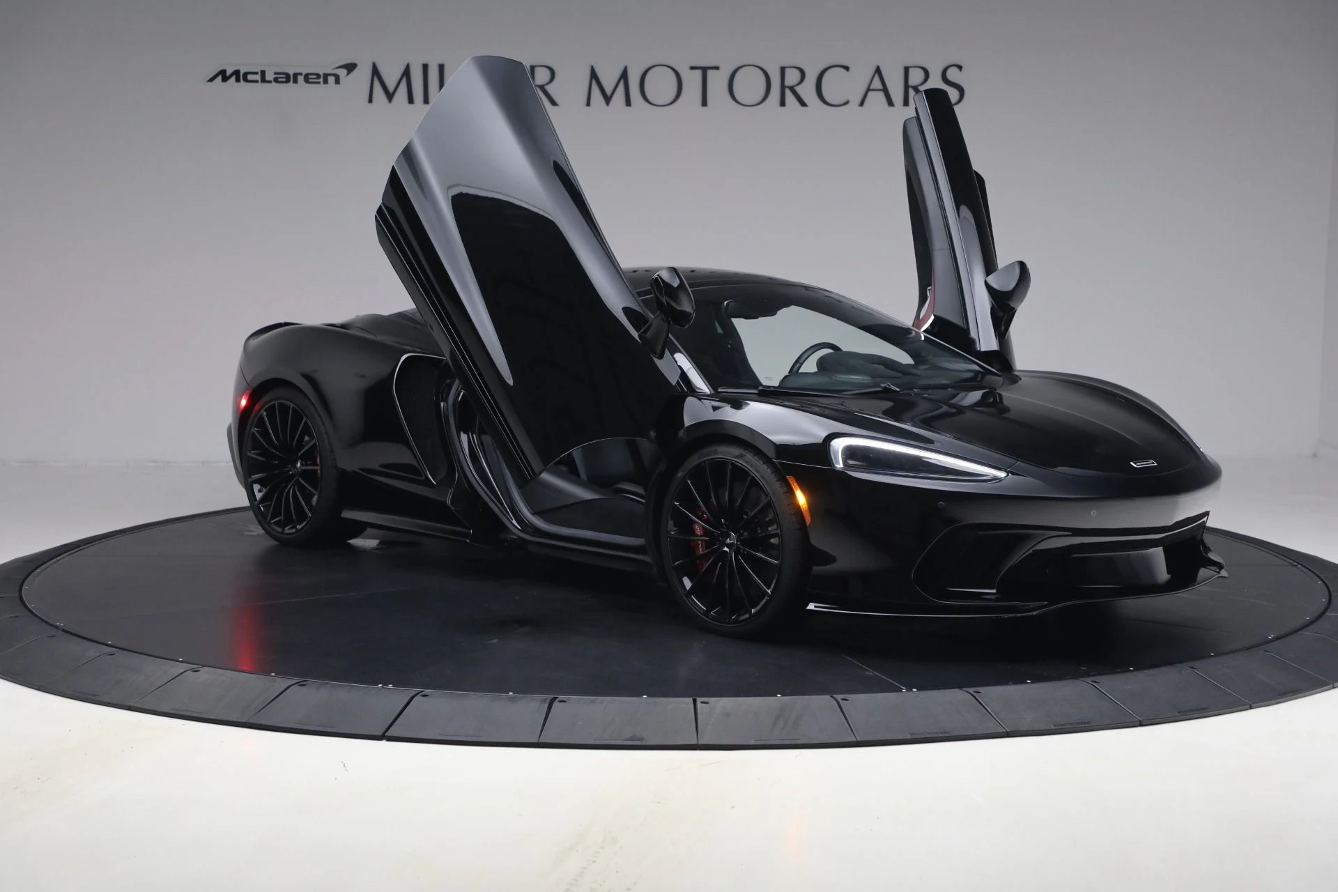 mph019_52461633_Used_2023_Mc_Laren_GT_Pioneer_51e0689212
