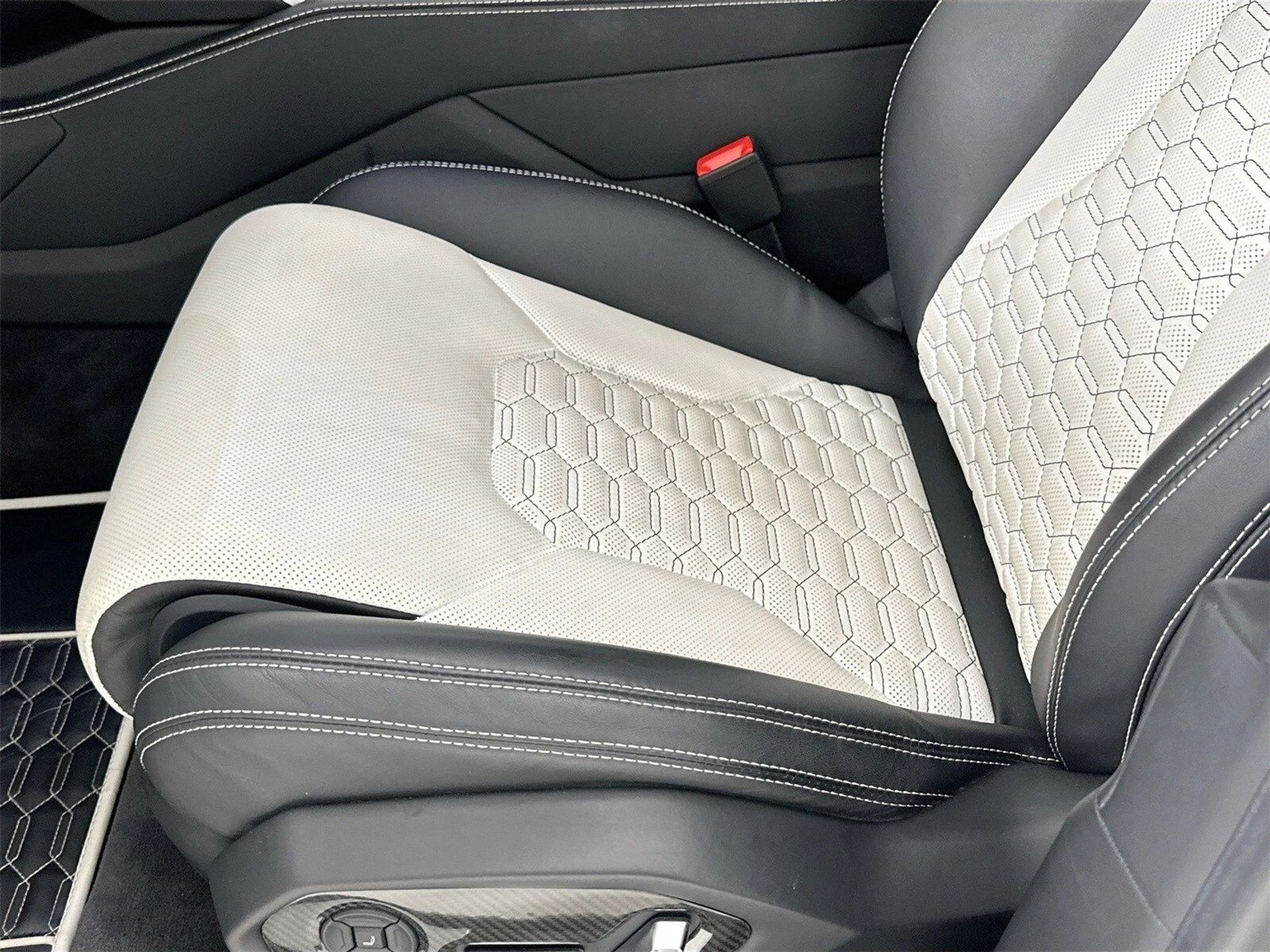 mph019_526088541_fb8b656dba4b4d9a1e7d54c2292d1e80x_b7180ef010