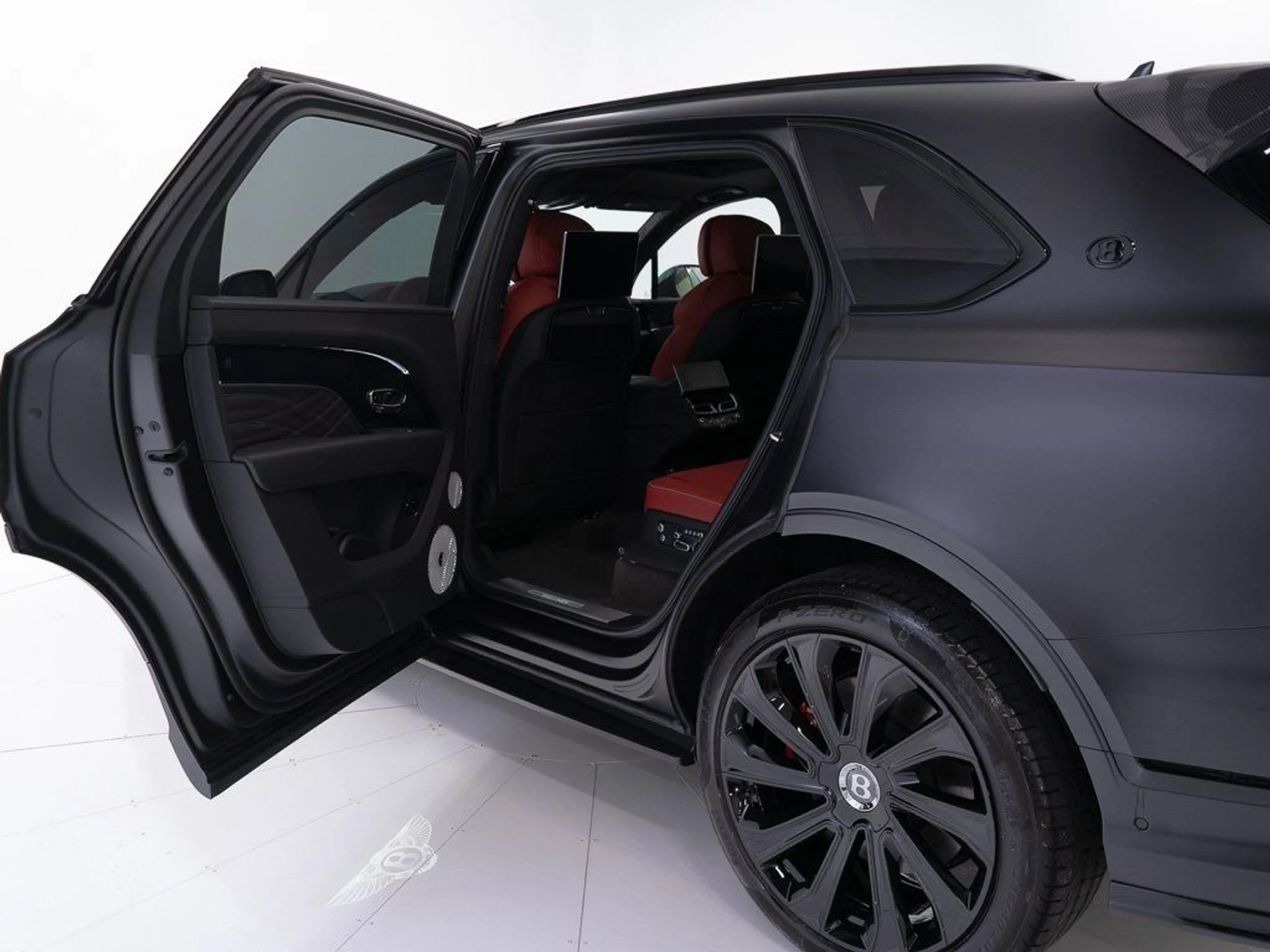 mph019_526557181_03ef2d90356c1484dfb72fe2291c7612_4090f349c1