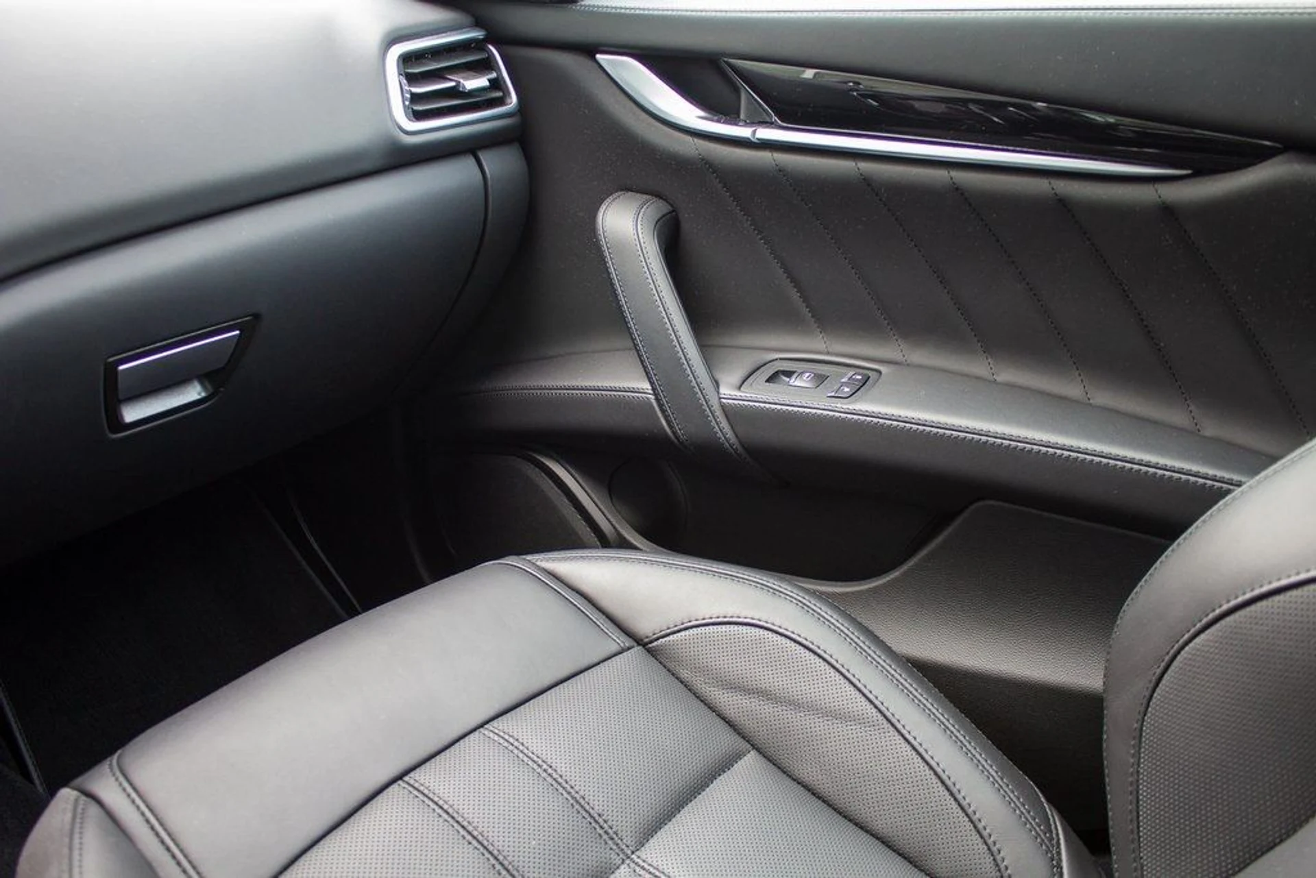 mph019_529078000_70ef2338e55d2d817637a8fbd50b5723_acbe5c29cd