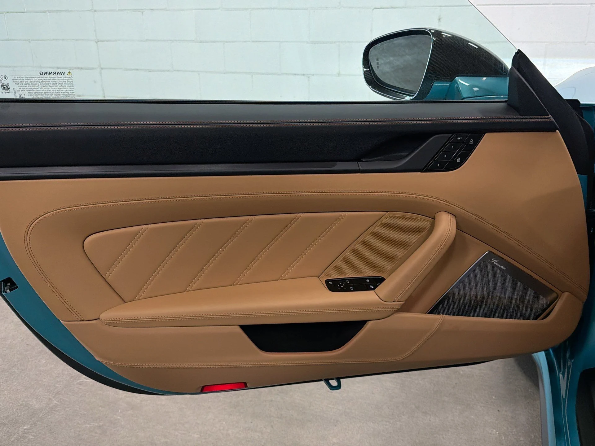 mph019_531134831_c62da094c038ae6538eeae99af944fc5_2feff51917