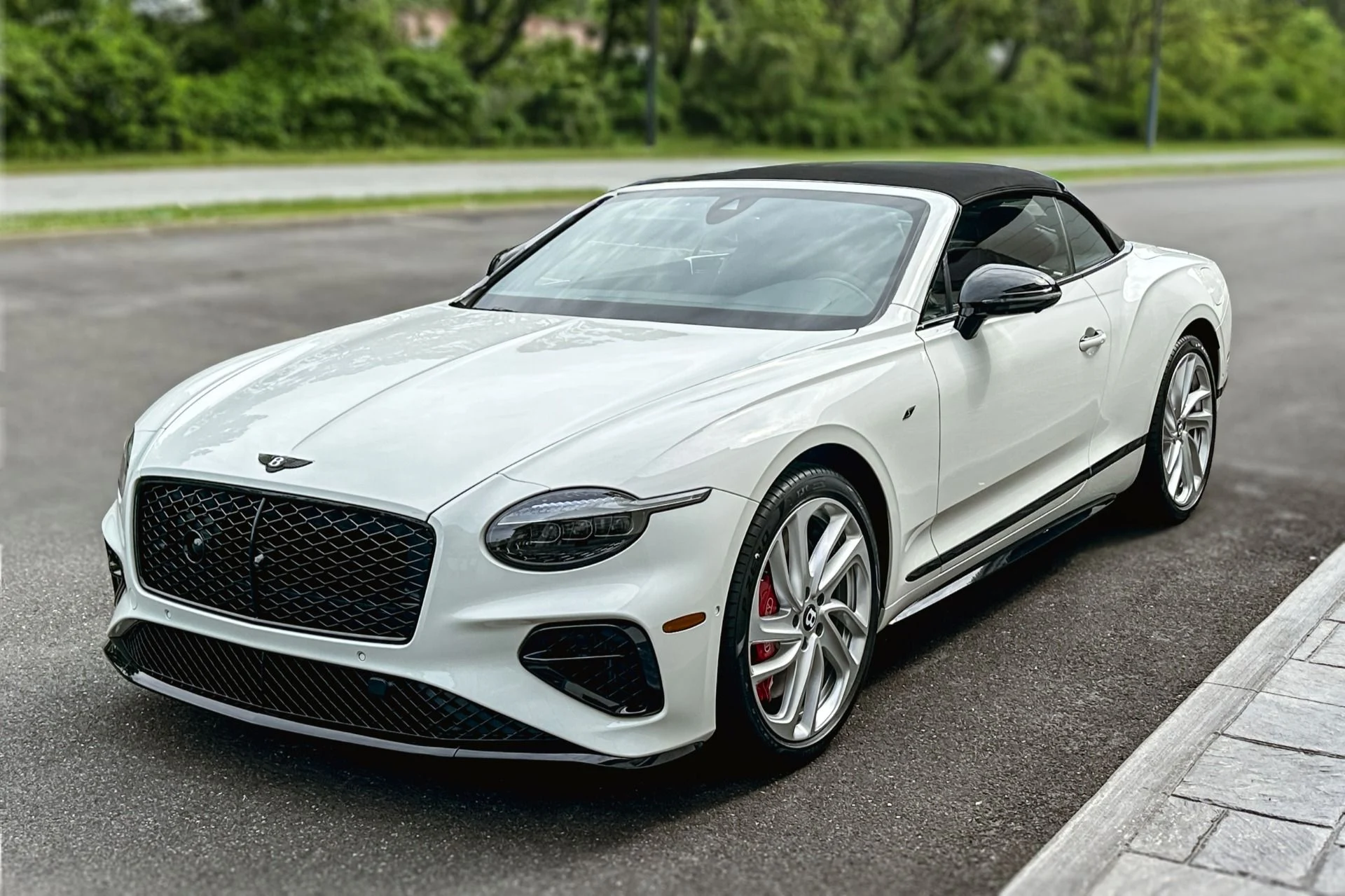 mph019_535539215_New_2026_Bentley_Continental_GT_S_1779967427_0fe2785711