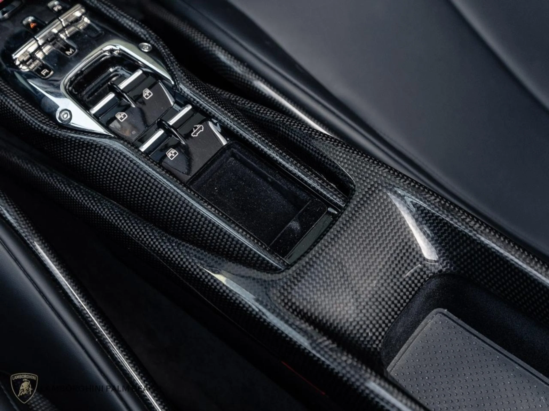 mph019_537235573_6fff033d7cdfe0cf5d86d3c3047a189d_6d5025796c