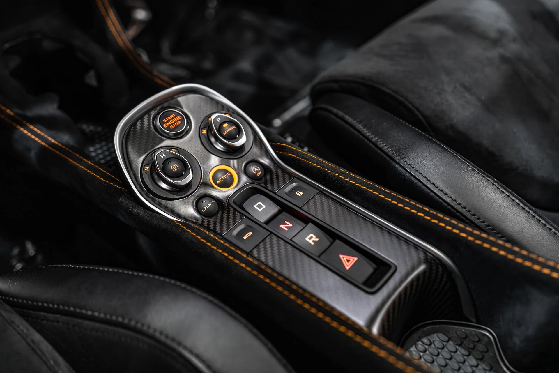 mph019_54003899_13105_p20_l_b0138d3249