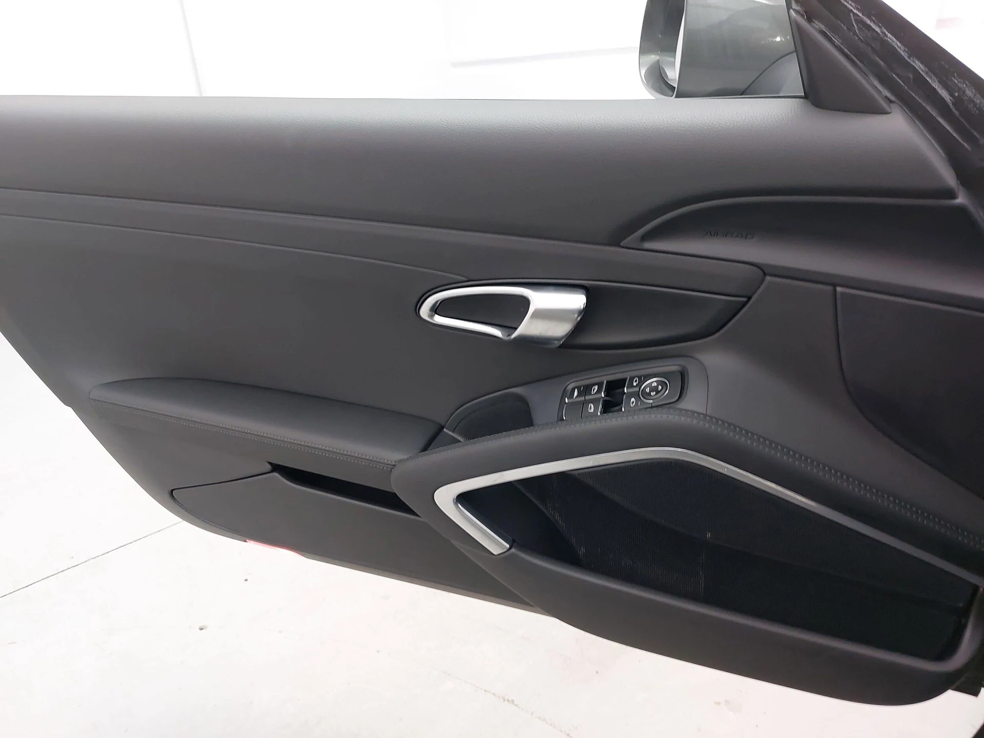 mph019_540356773_4ea6de58fc1e2e305442f7cee8b6cec6x_2e0d1864cc