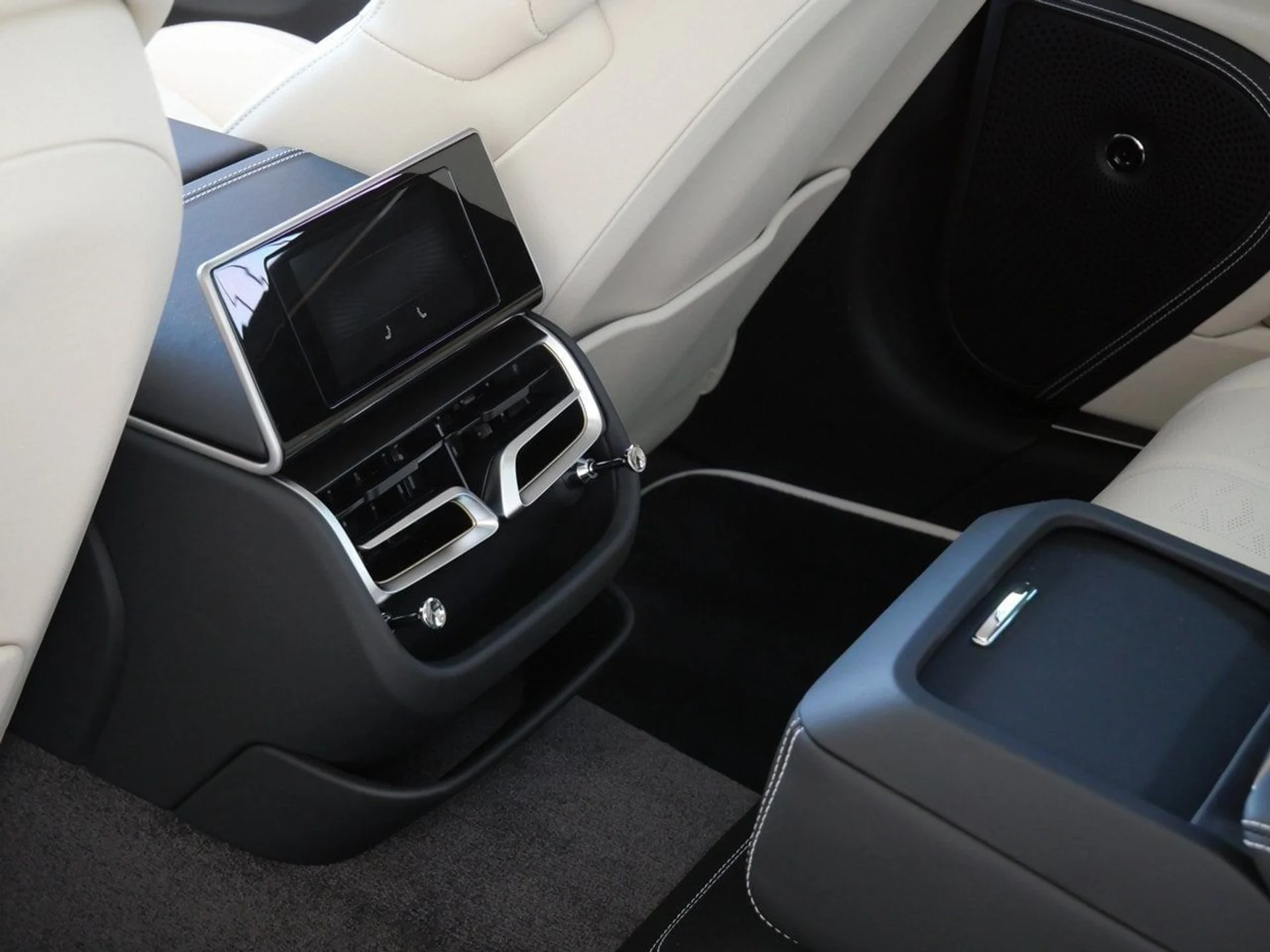 mph019_543511469_1161e7af8e53f4e40a0baeaba1063658x_8db590ada5