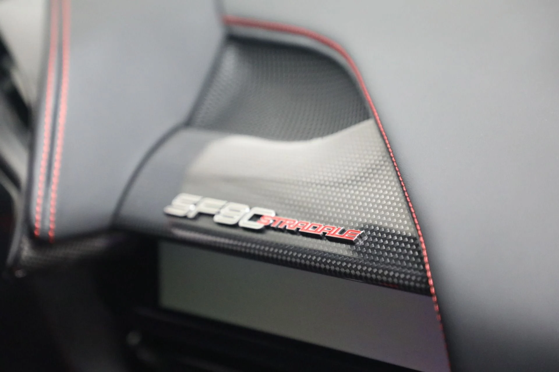 mph019_546631210_Used_2023_Ferrari_SF_90_Stradale_1787320276_94e6384024