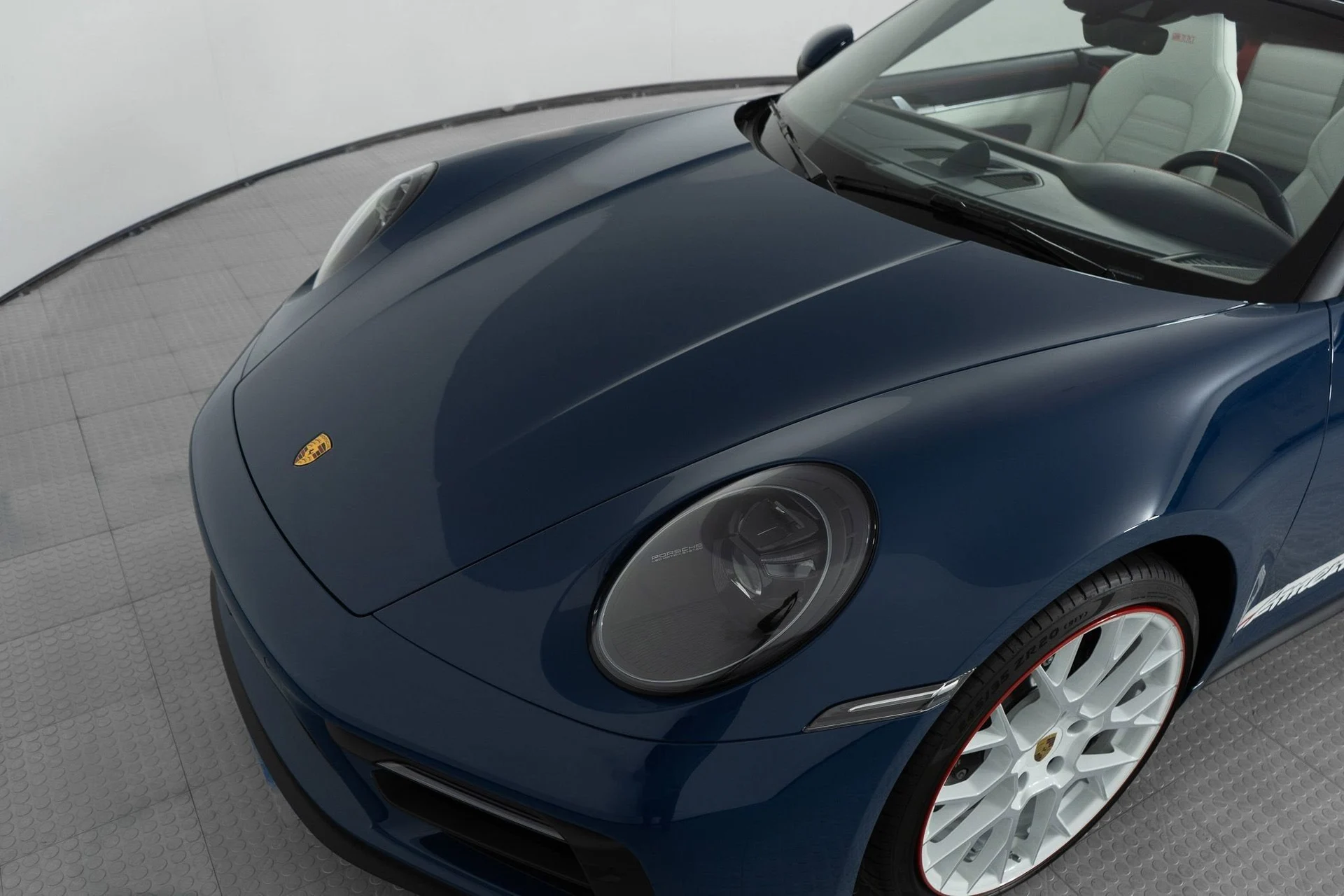 mph019_561578198_ed767445bd344ac19b36154e05ea385f_09d1022095