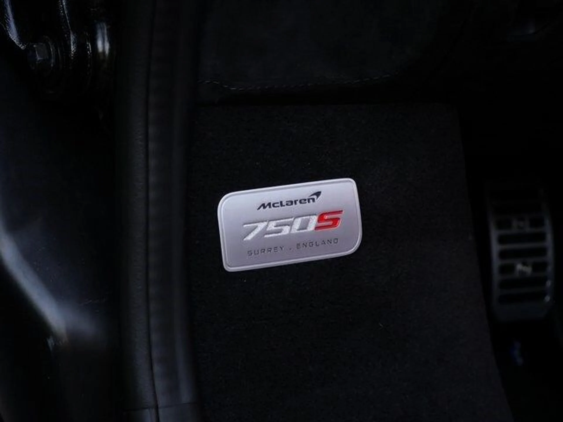 mph019_565866262_a6daabf8fe7919fd42d223c5fc740f96x_dd9db0d83c