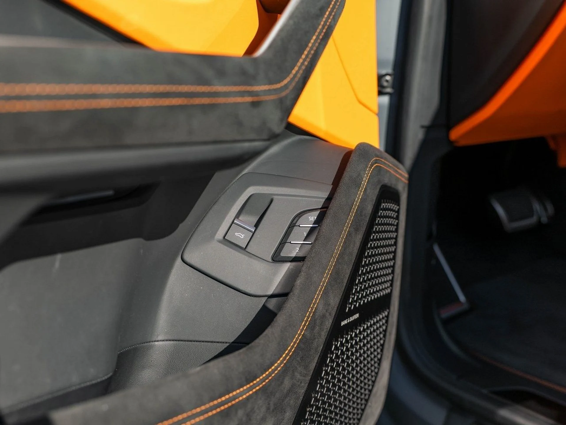 mph019_573055287_0c863616e4a0f748daf001bb70b97643x_d0fe18a487