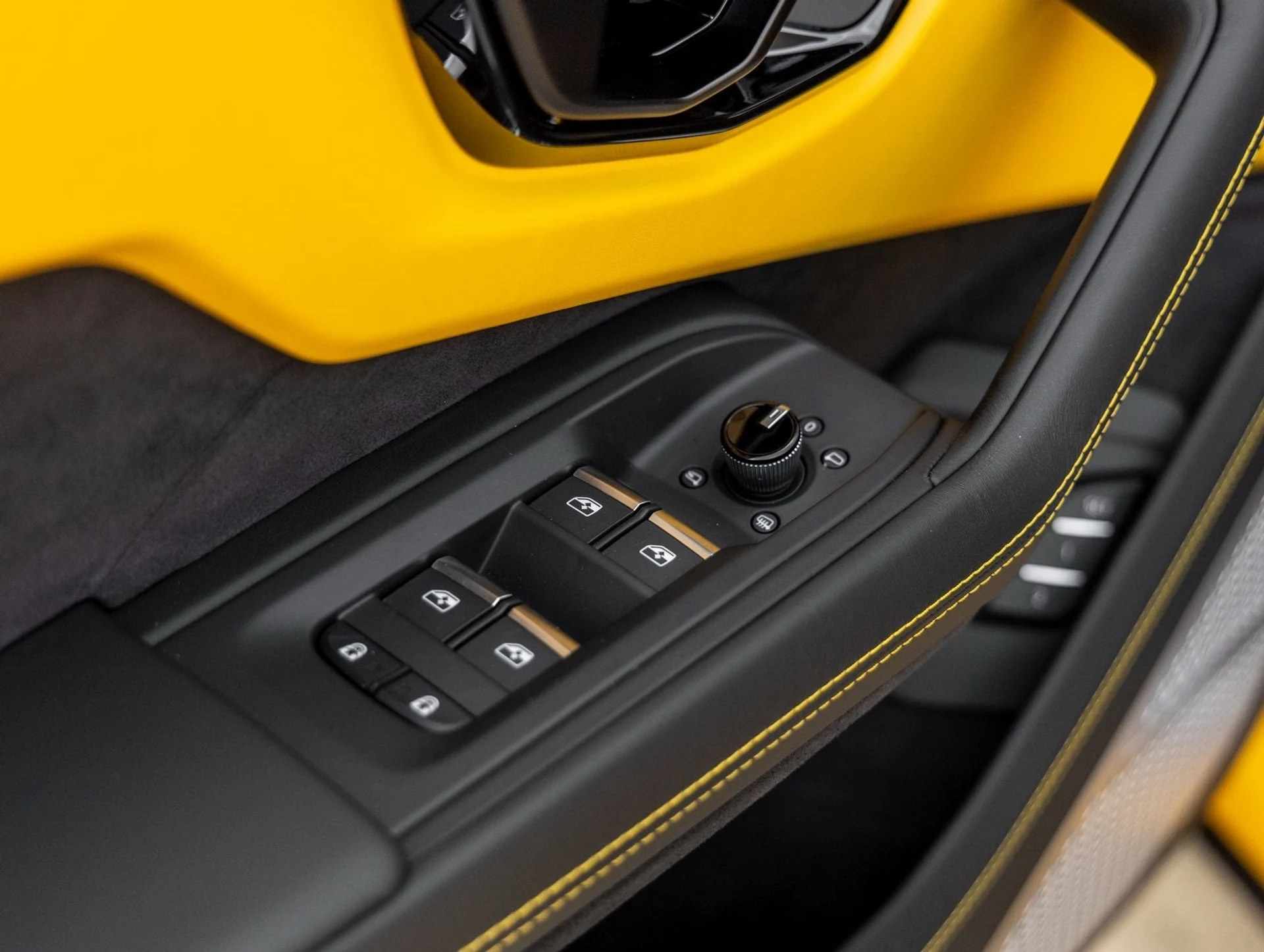 mph019_575985990_20_d489a7a674