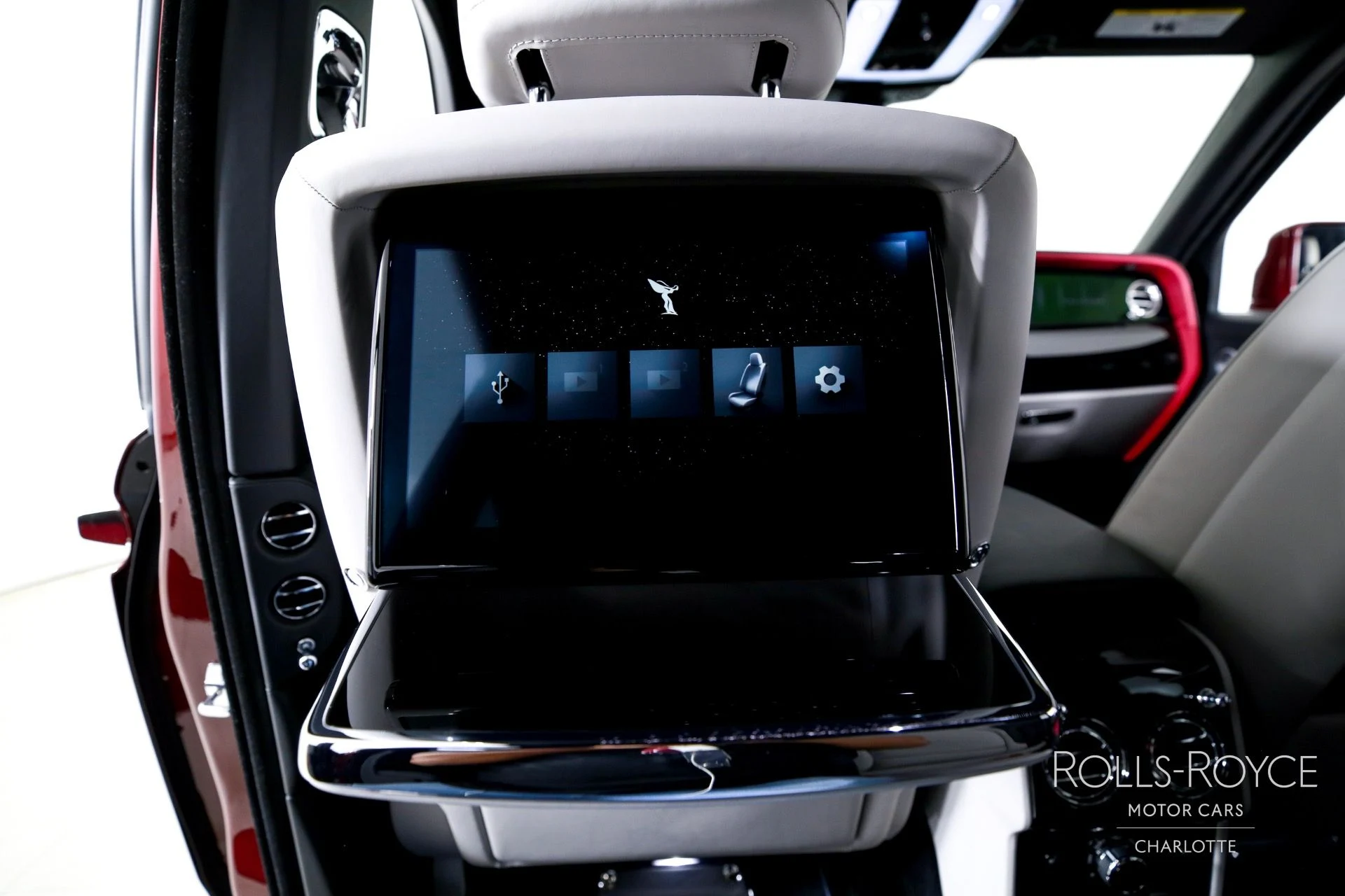 mph019_578727291_Used_2025_Rolls_Royce_Cullinan_1757533744_f14f27e8cf