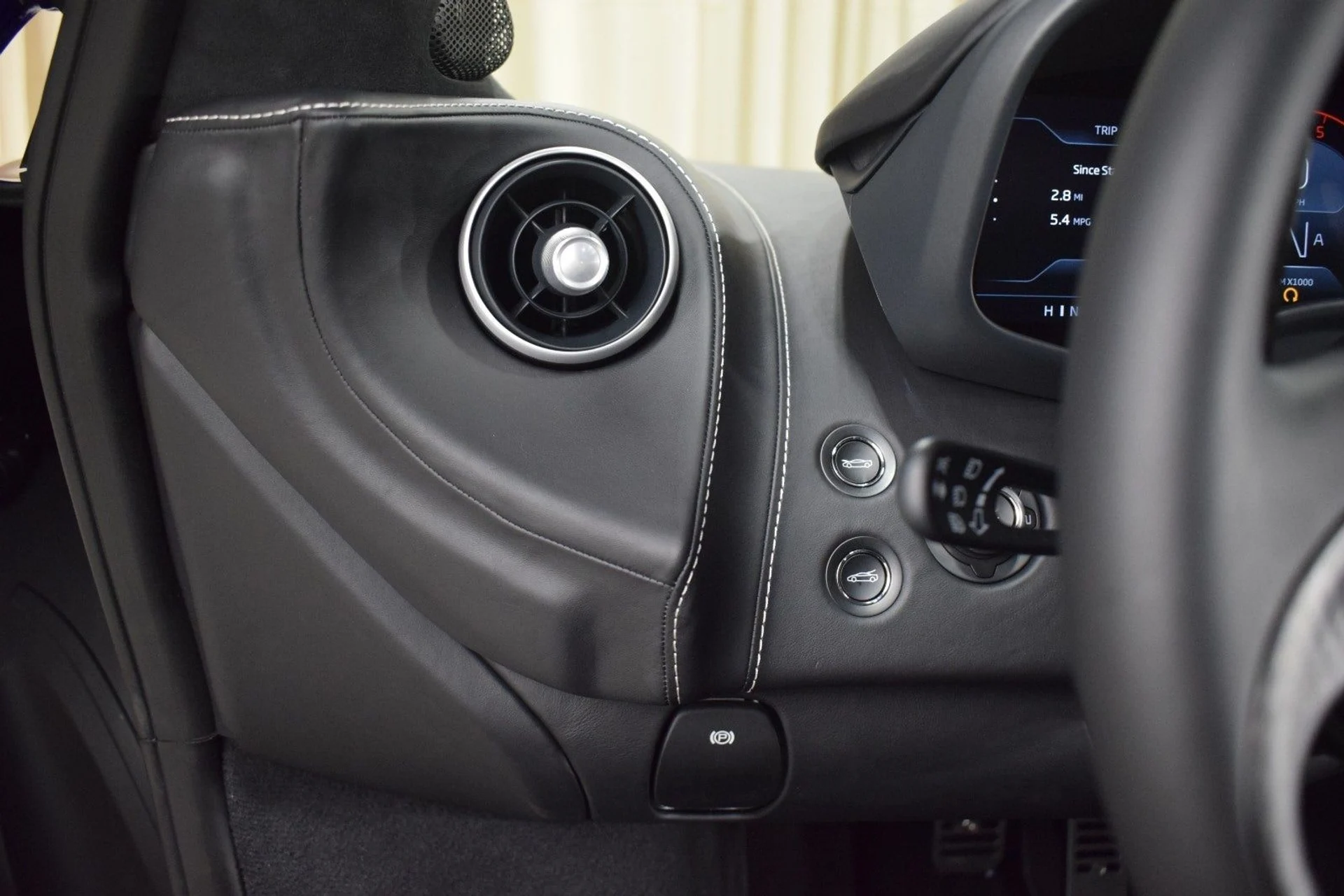 mph019_581720635_6bdd71c199c8c94cb9c3313fb964e59ax_e053313724