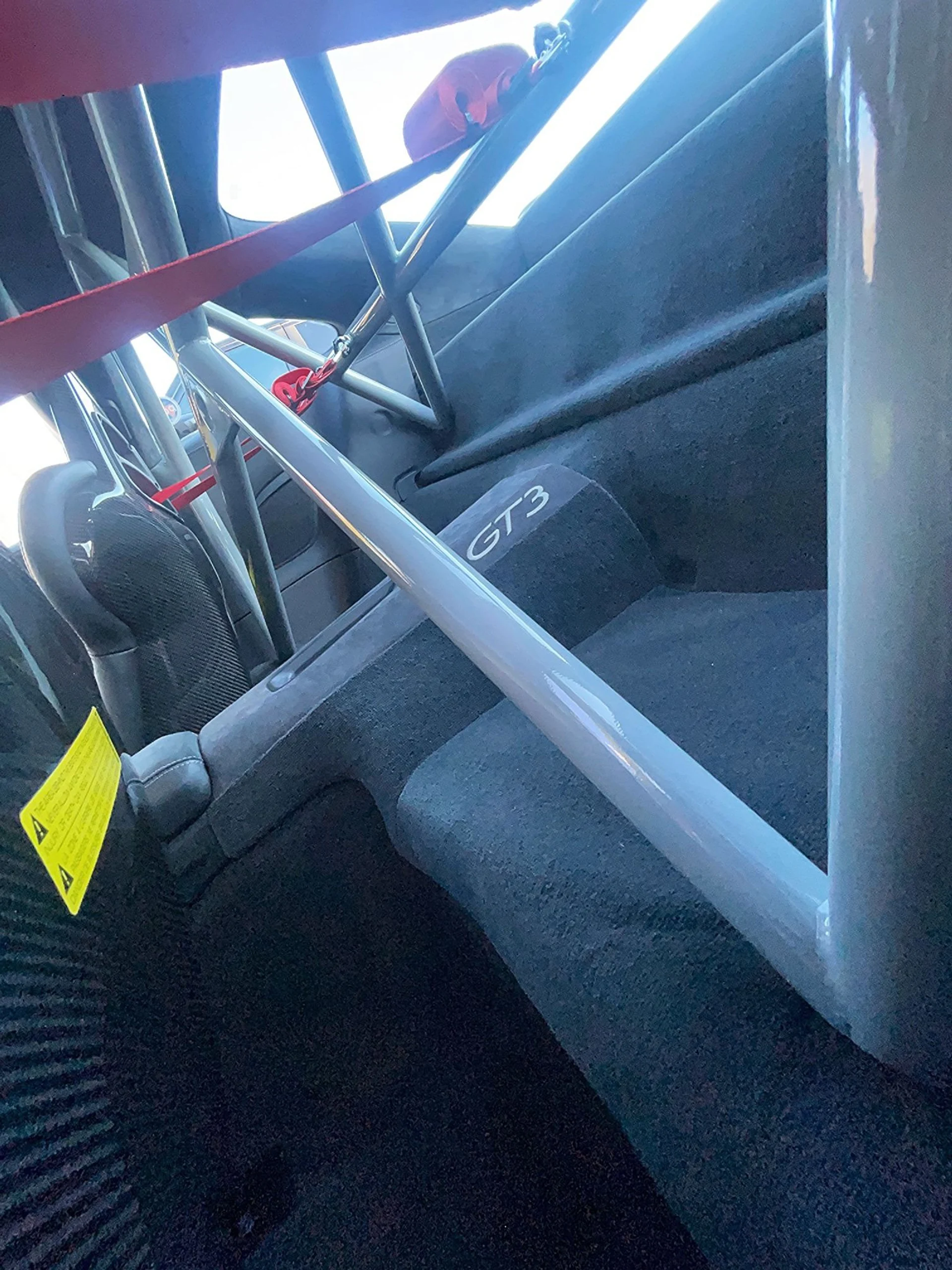 mph019_58976378_Used_2018_Porsche_911_GT_3_1764615089_3ad188af3c