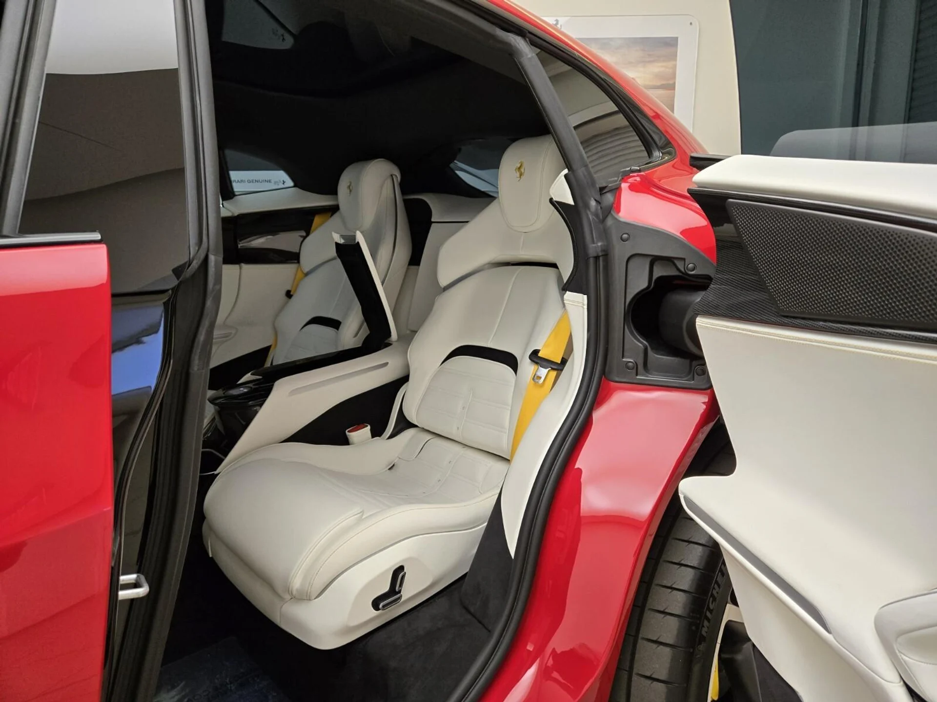 mph019_593637613_Used_2025_Ferrari_Purosangue_1768891632_63bd6e15a1