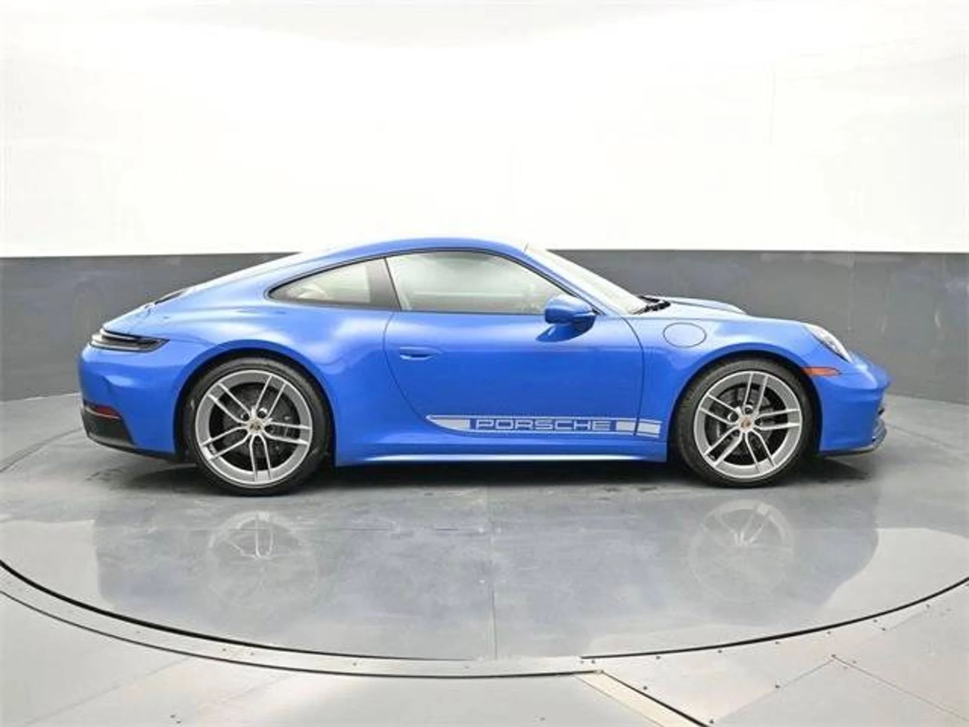 mph019_596217914_031a7d2c306b93fa43eb393b82cc5476x_b006832874