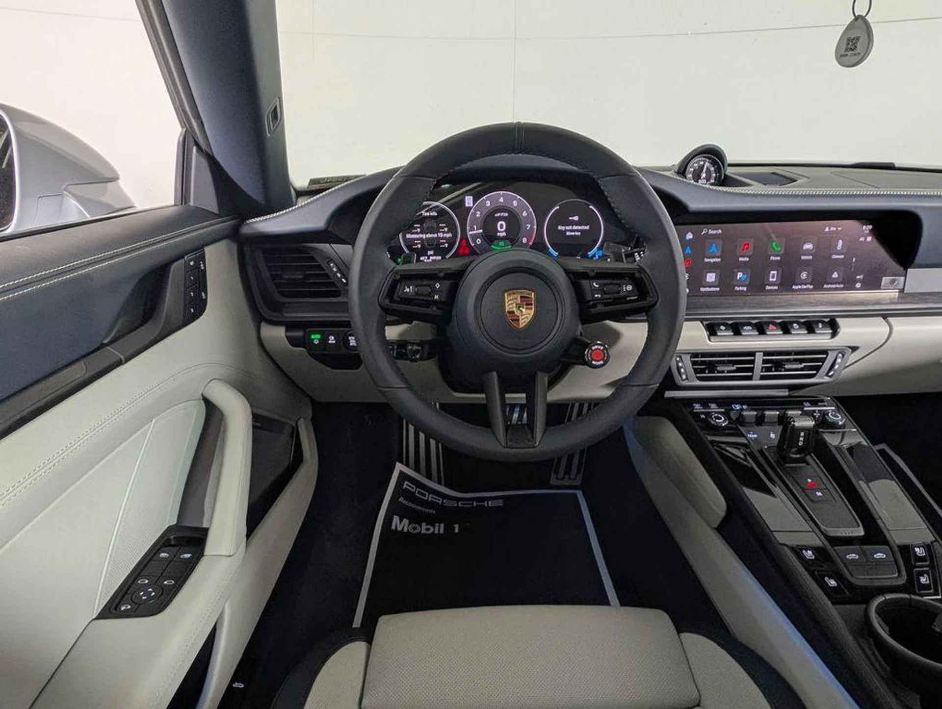 mph019_600984792_KWWI_3_B_Zwkgpj6_W_Nvr_LU_Kl_E_Am_Wq_U_e94ae81b2e