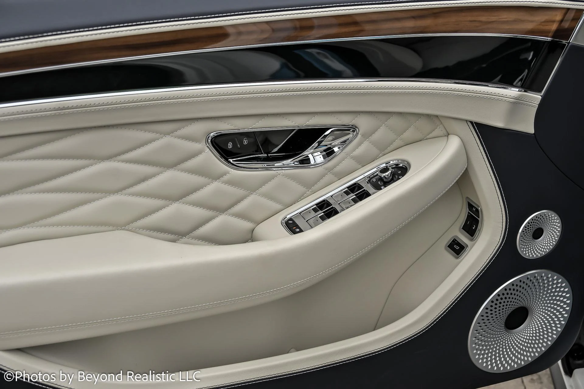 mph019_603535765_Used_2024_Bentley_Continental_GT_Azure_Convertible_1761724794_0f9e64936c