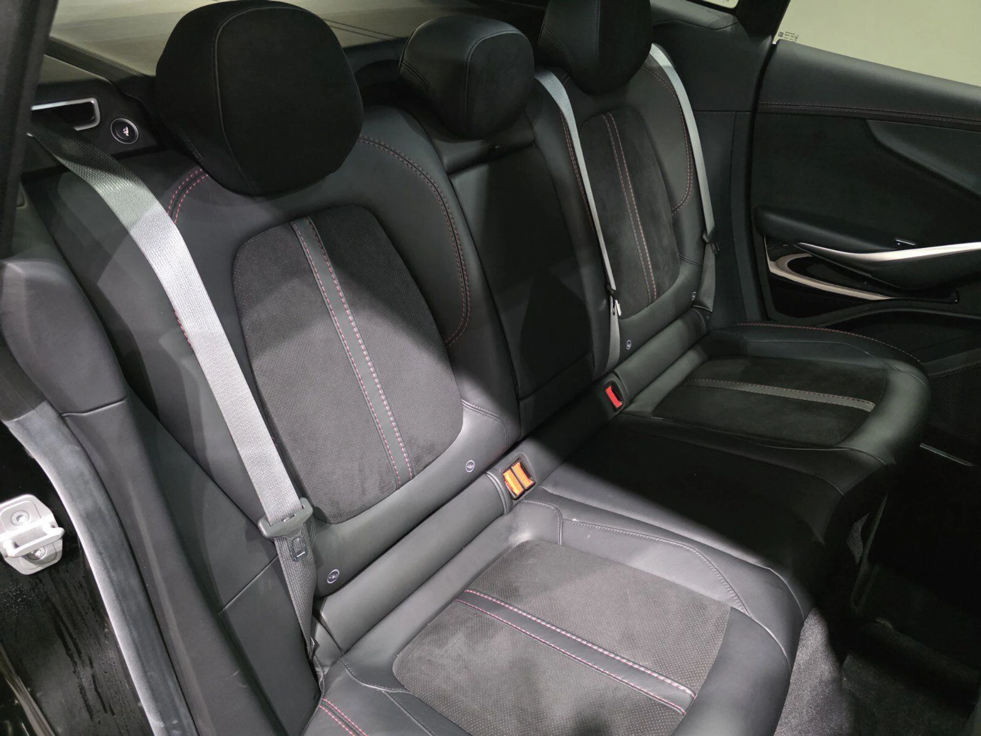 mph019_603541396_1c30489d0ce255587a8ff2b904bb8104_7e980f11d9