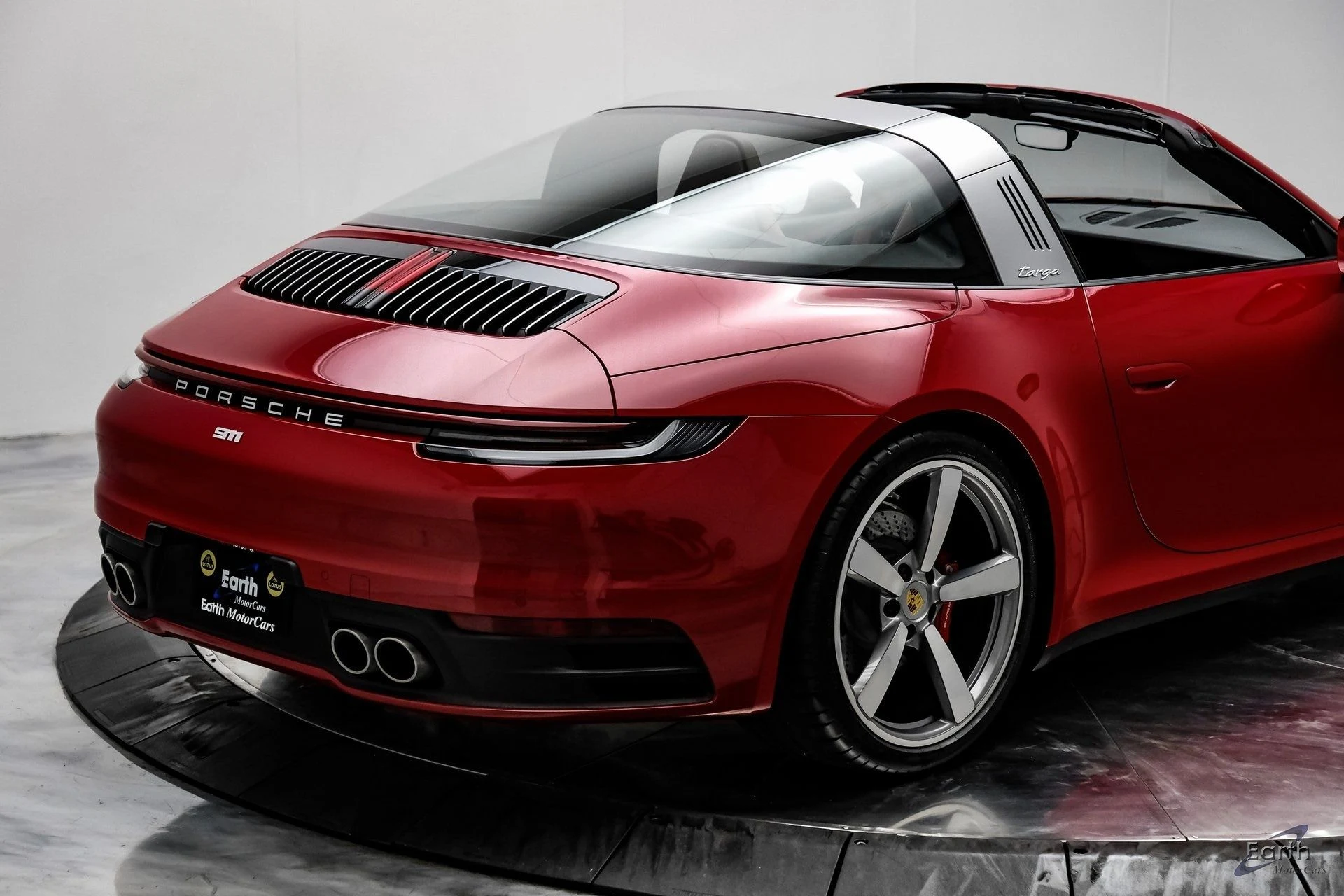 mph019_606851268_bef176f17366c4a3bd16a2946c194b6fx_2a2d6212a5