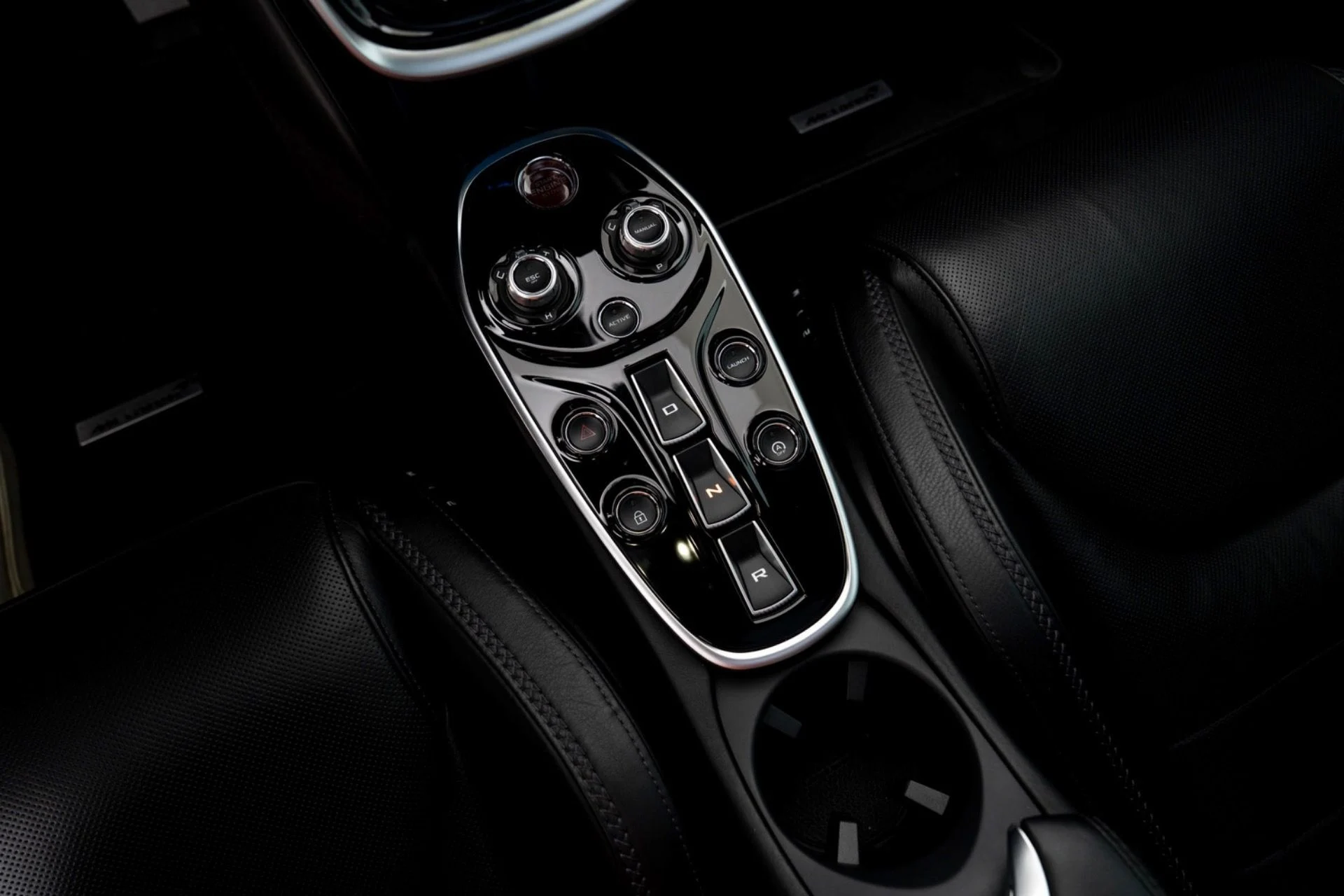 mph019_610568843_Used_2023_Mc_Laren_GT_1774627646_56ff4e0165