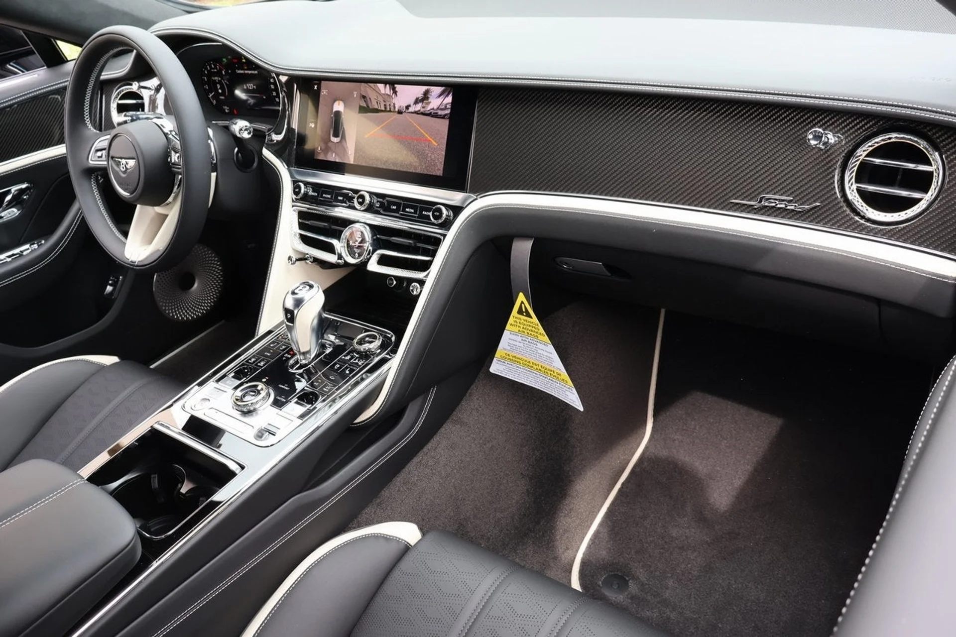 mph019_611335975_20_8feea0249b