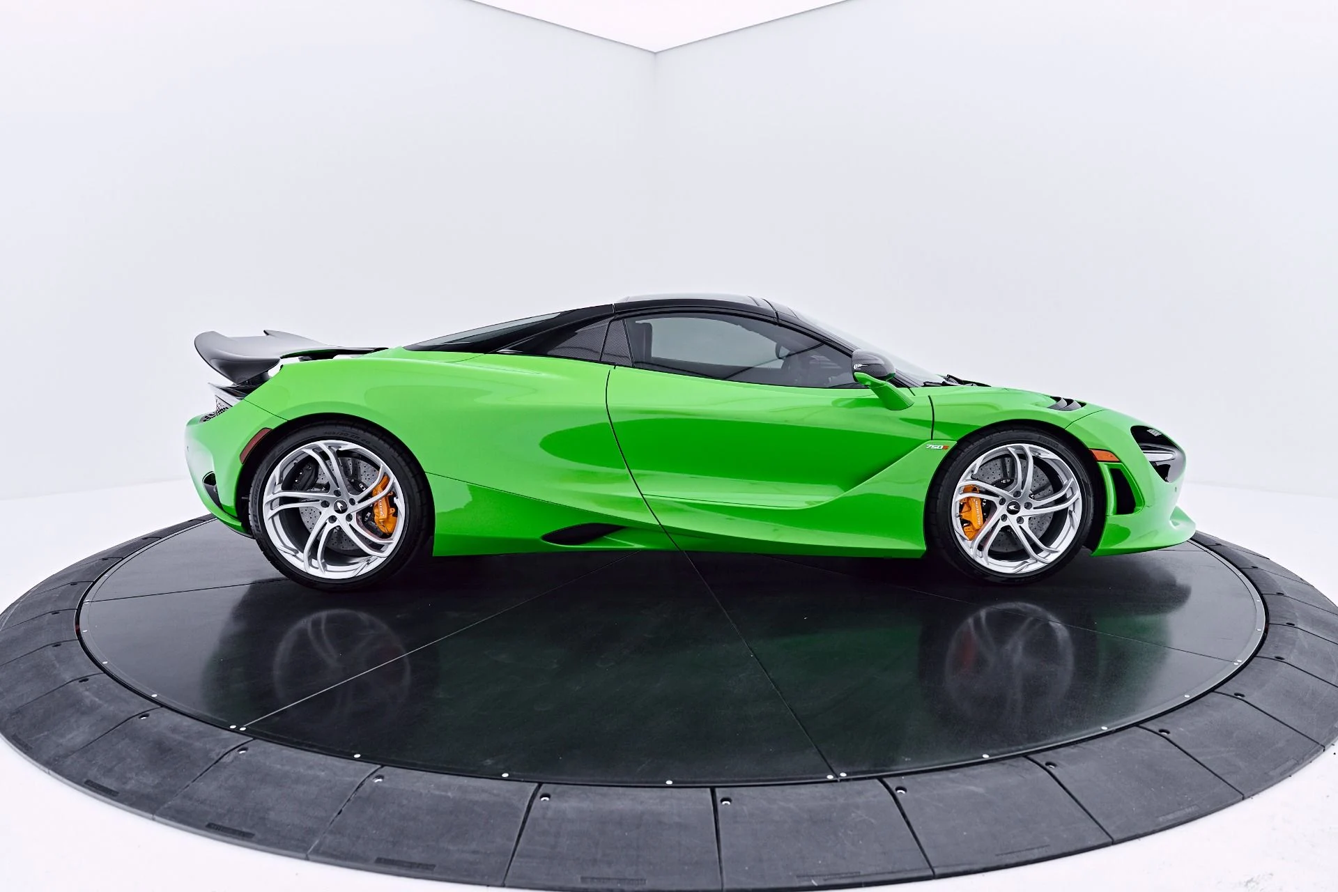 mph019_623087277_Used_2025_Mc_Laren_750_S_1784081684_f3ea5f2a09