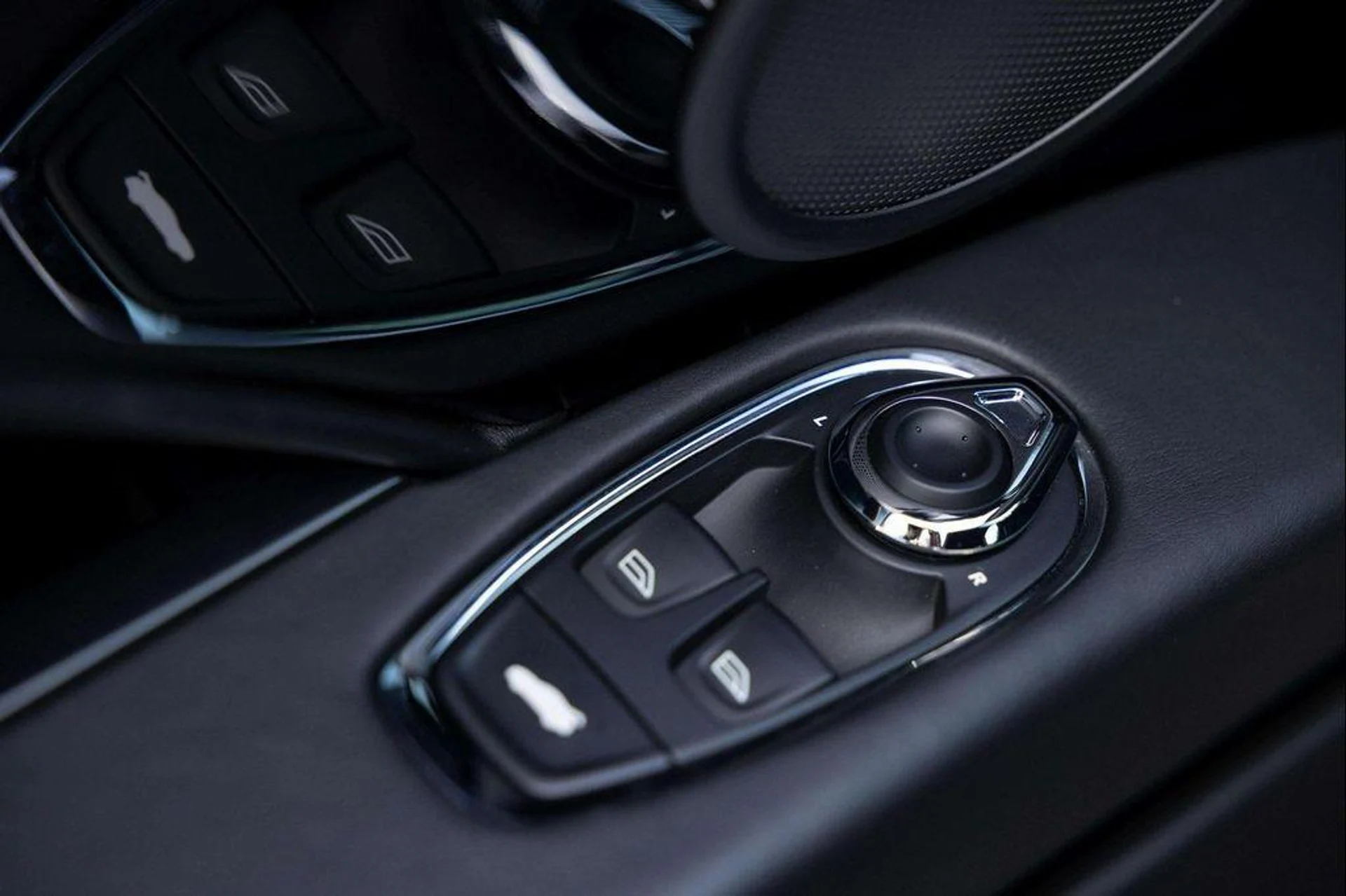 mph019_629266967_Dofu4_p_Jxmm8jbp_Q_Bo4qni8_Ri_Nk_186f3390fd