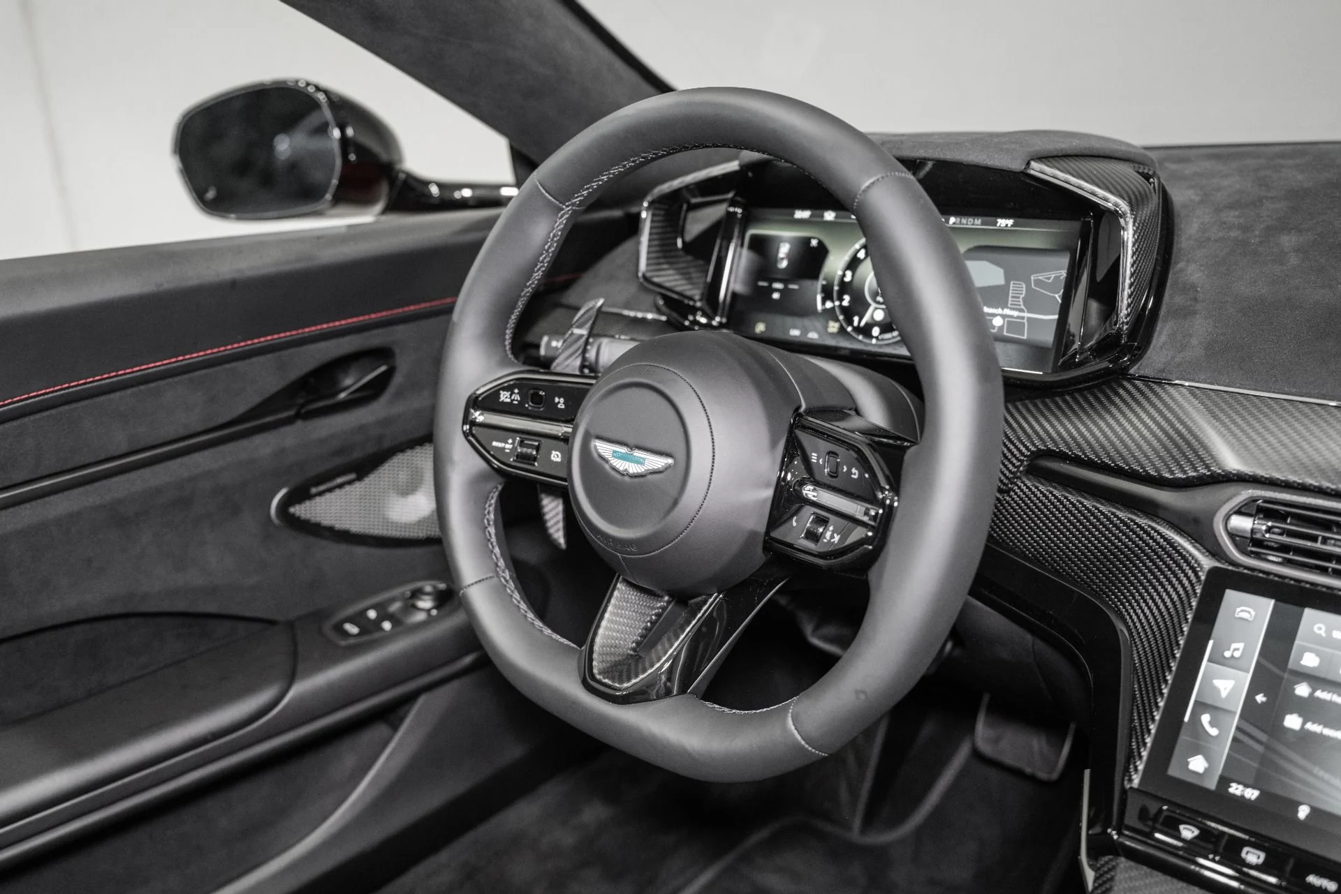 mph019_631522984_New_2026_Aston_Martin_Vantage_S_Roadster_1784732743_21ccc9af07