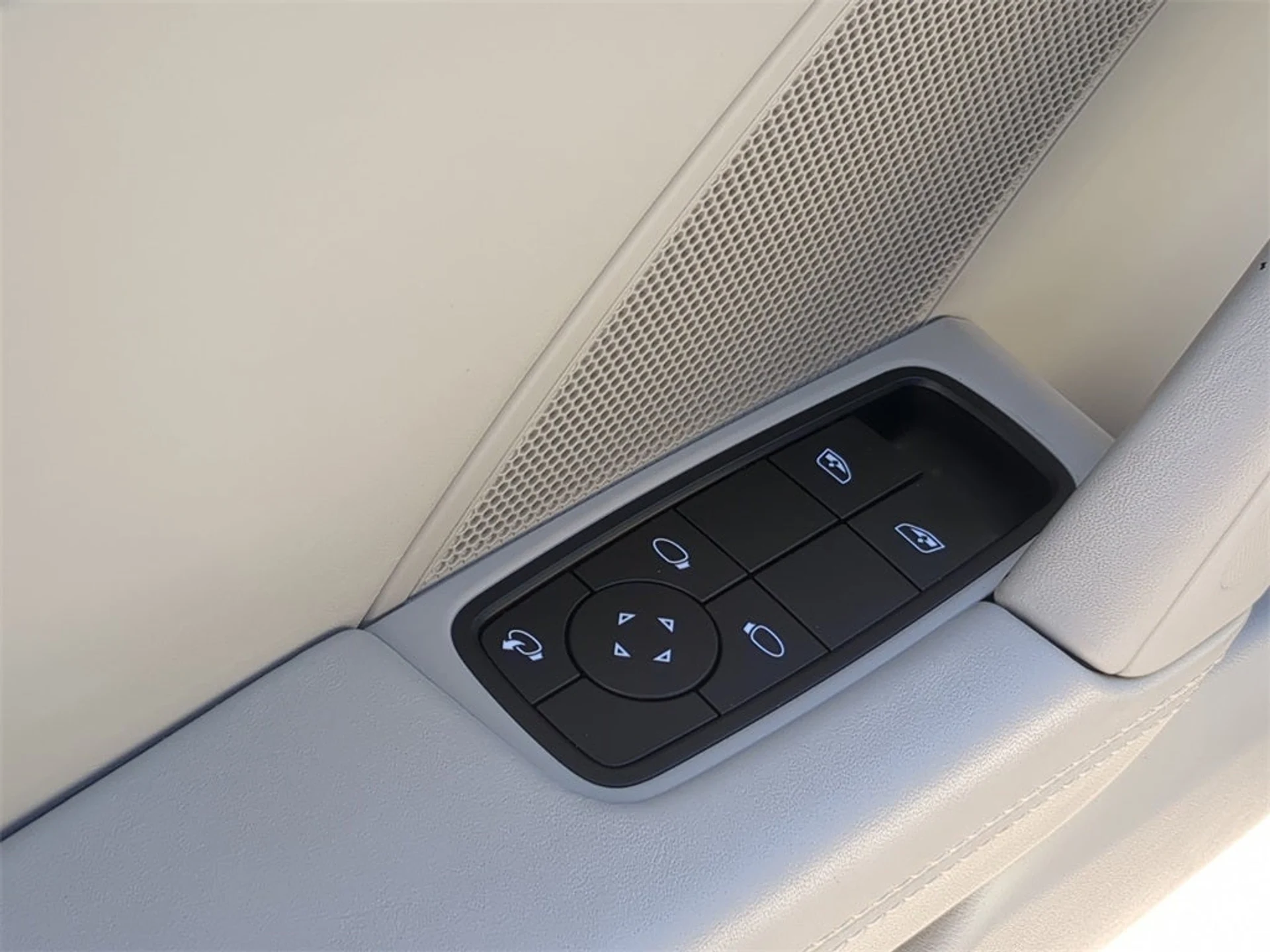 mph019_636502268_20_629c08c83e