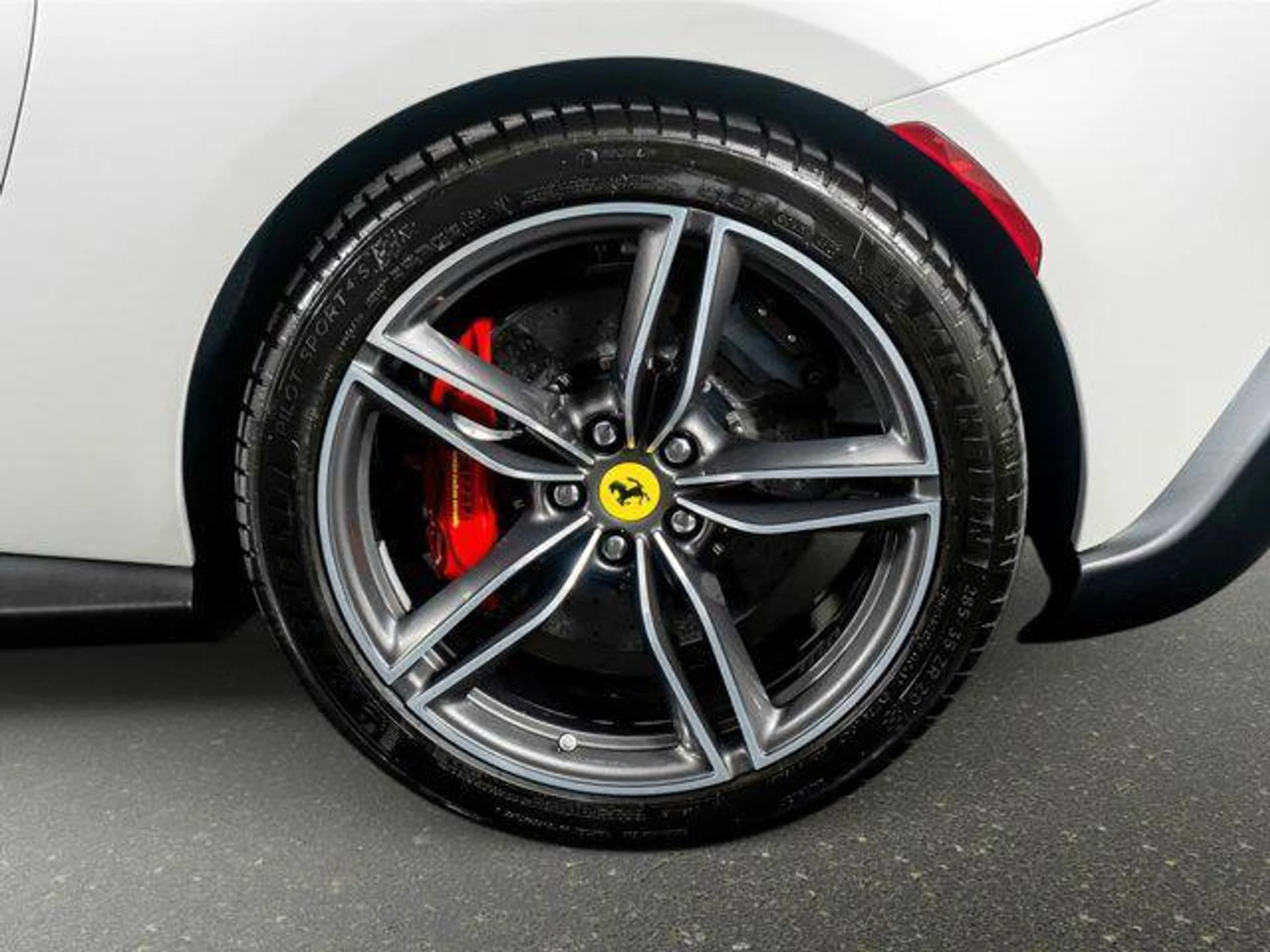 mph019_637727213_7_MD_Cq_Eeajn05_RDD_3_CMDD_Qv1_Zw70_4dc6fd6077