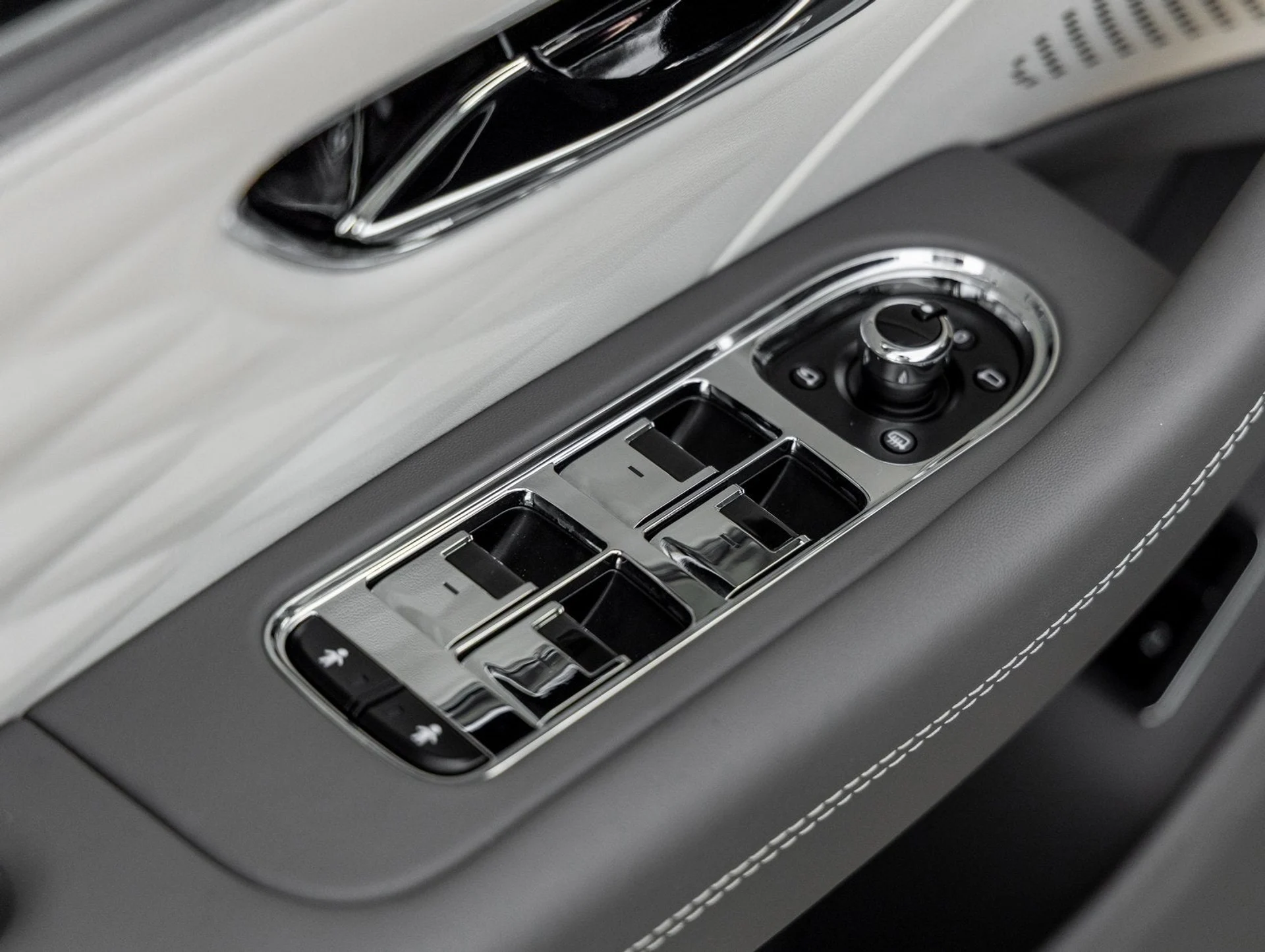 mph019_638686227_20_72c92b7be6