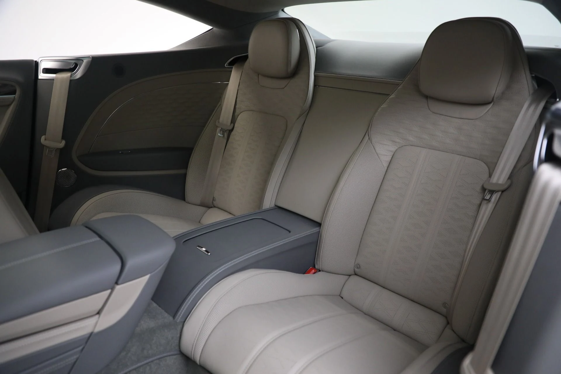 mph019_639022764_Used_2025_Bentley_Continental_GT_Speed_f8aa1b2b7a