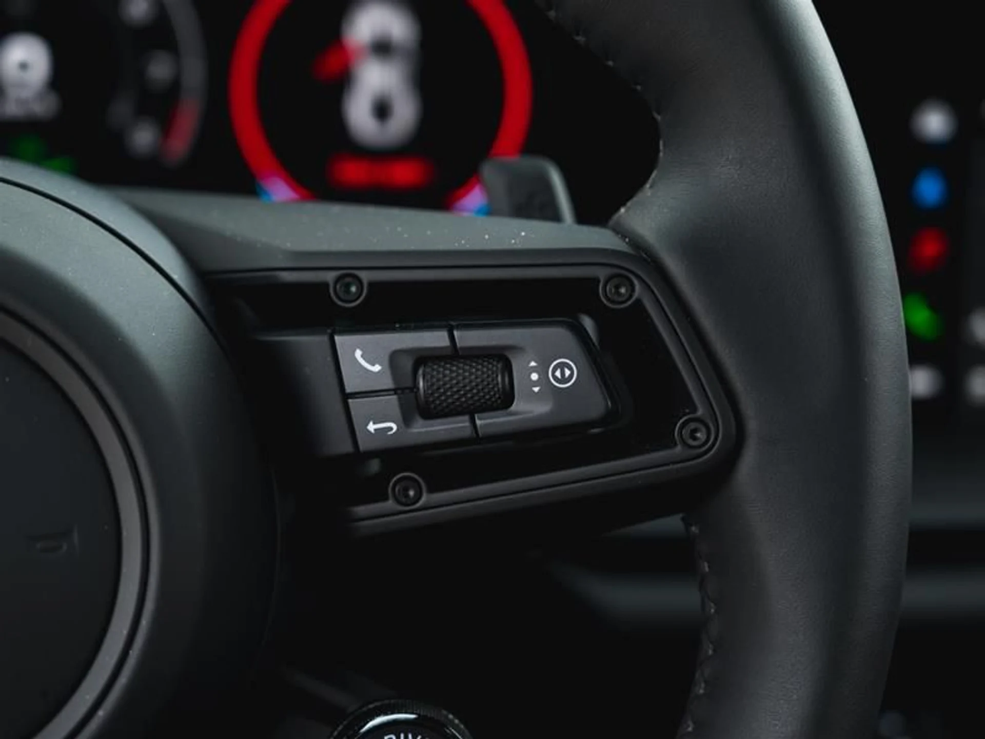 mph019_6427527_esotsb5u_12ab0361dd