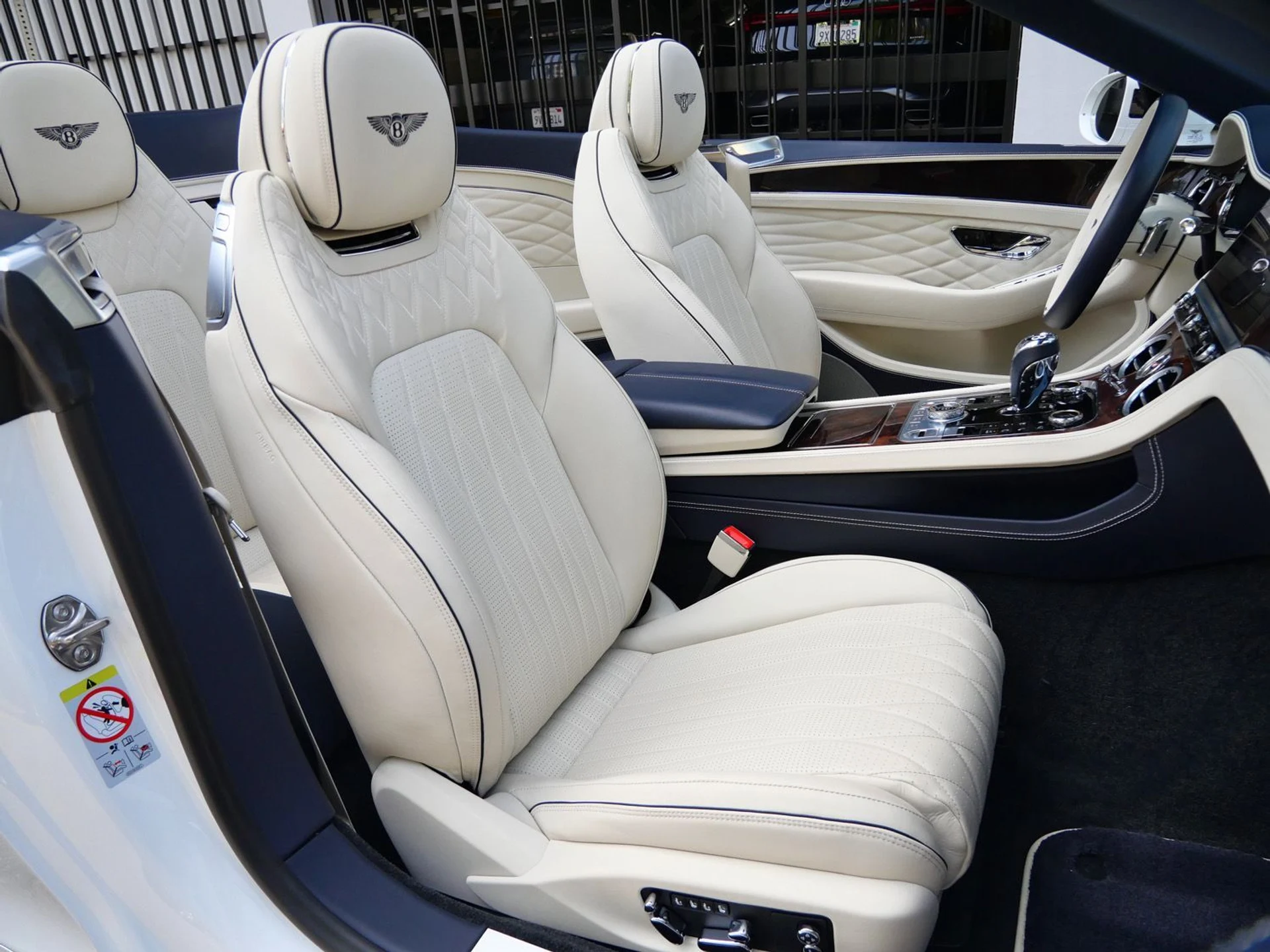 mph019_649363802_96ebbf297b22940f90fb6d5b93353fa2x_947ee4b74c