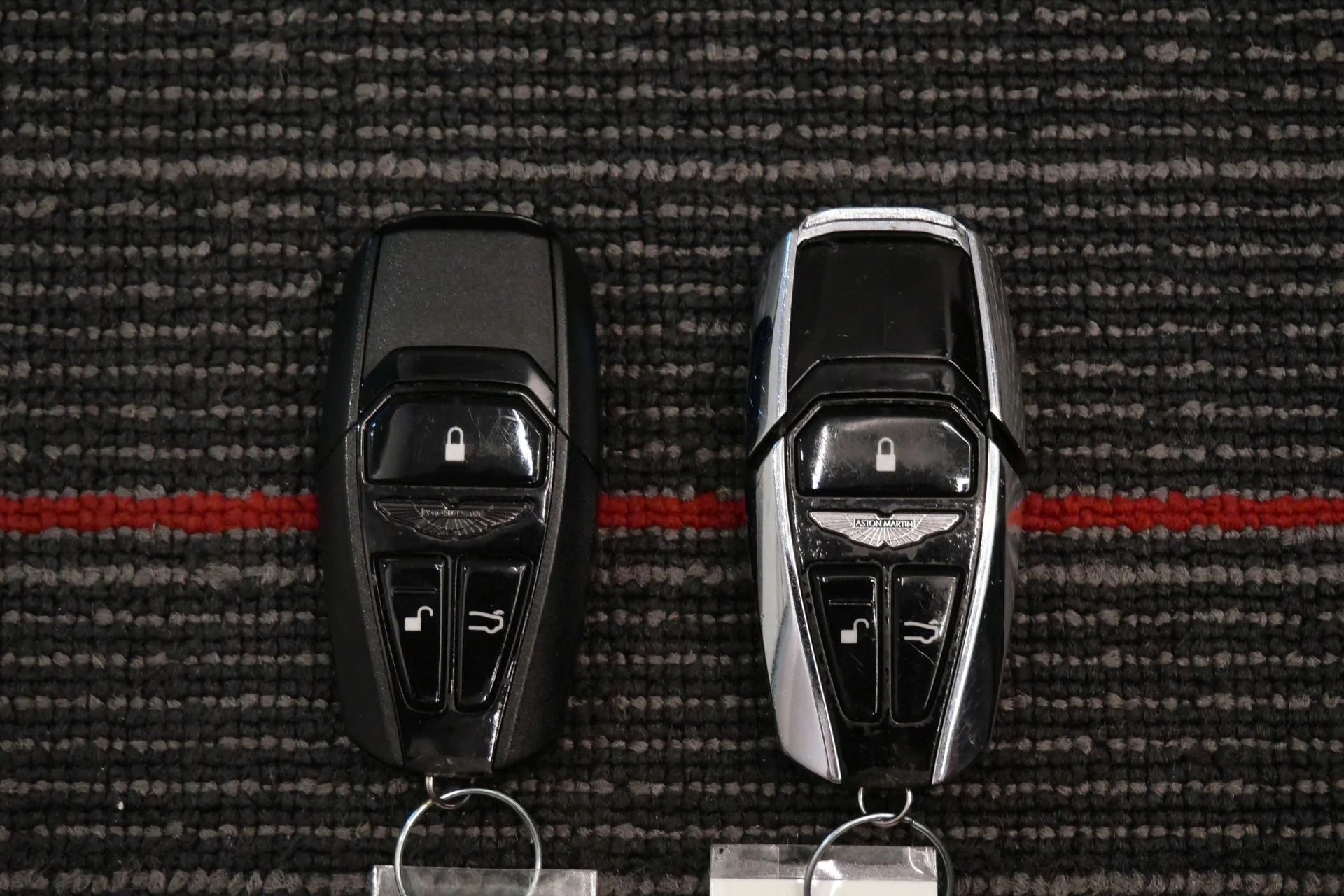 mph019_650079447_Used_2020_Aston_Martin_DB_11_Volante_Gloss_Black_Trim_Electron_Yellow_Stitching_1776805913_258ab32680