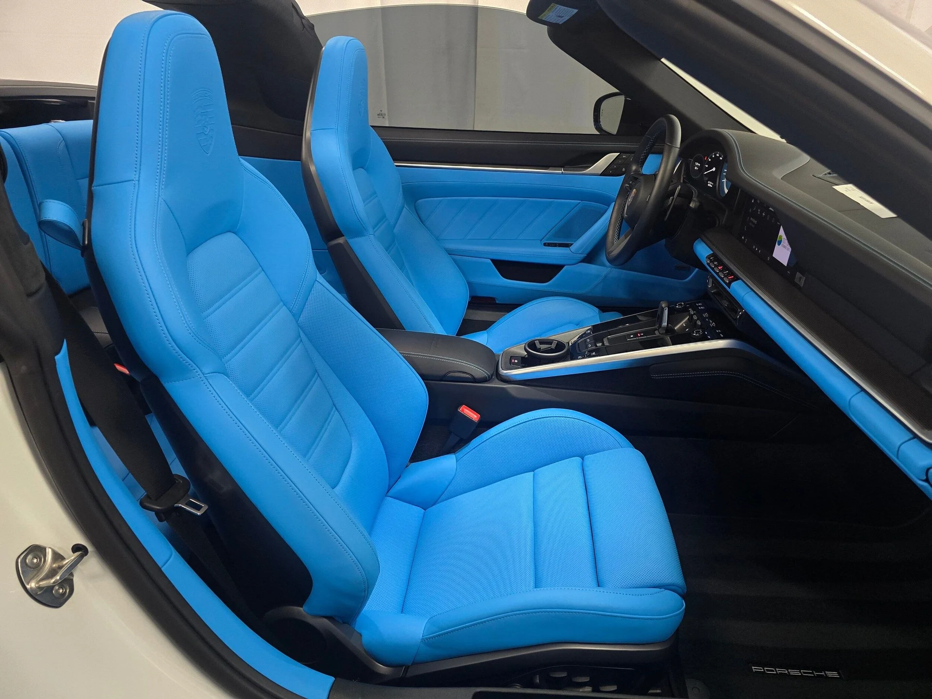 mph019_651154033_80be1e7cb4a232f377a0dbc17b3fbcf9x_2436e5a92c