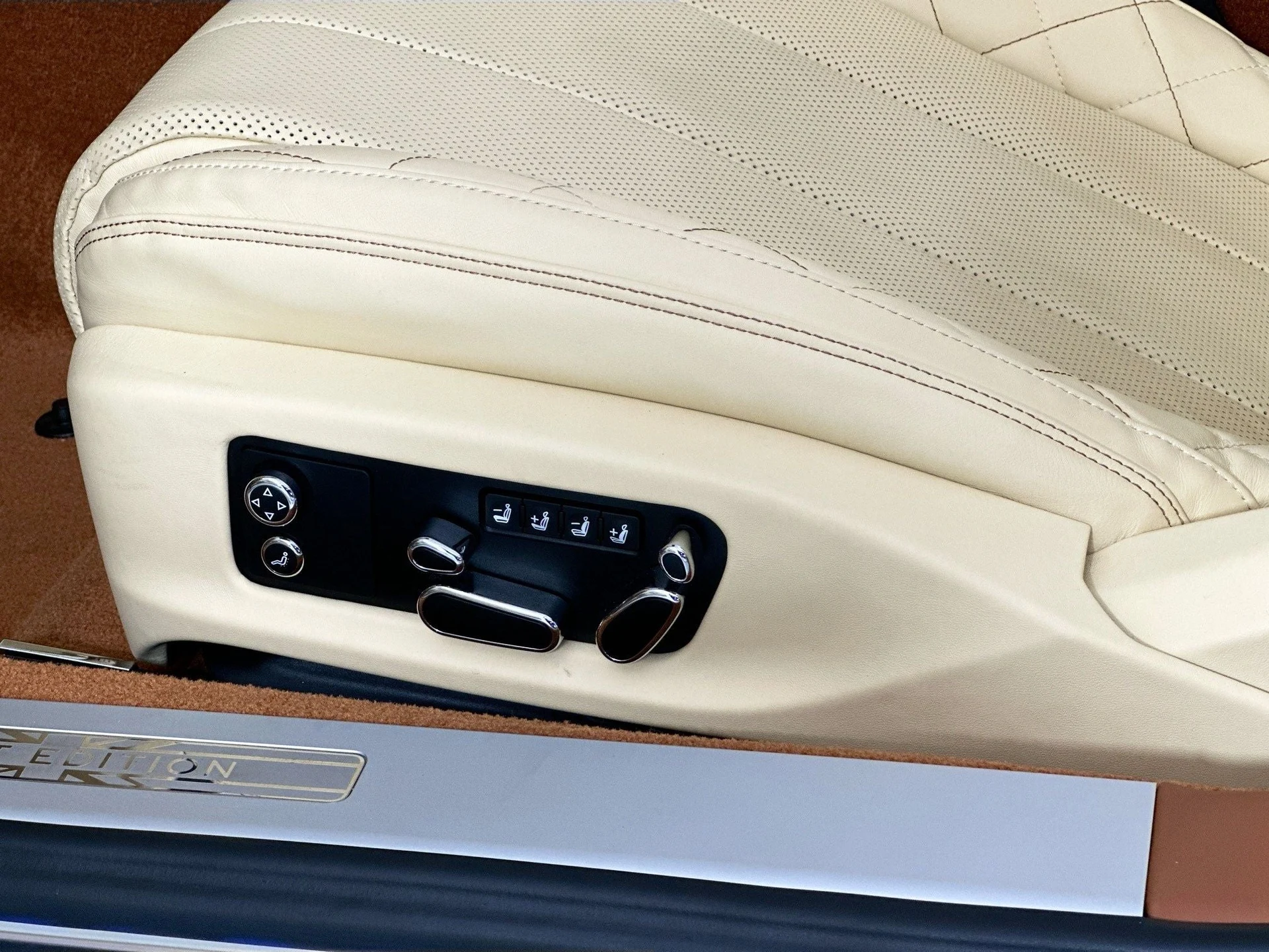 mph019_657013977_20_d215ceaf2c