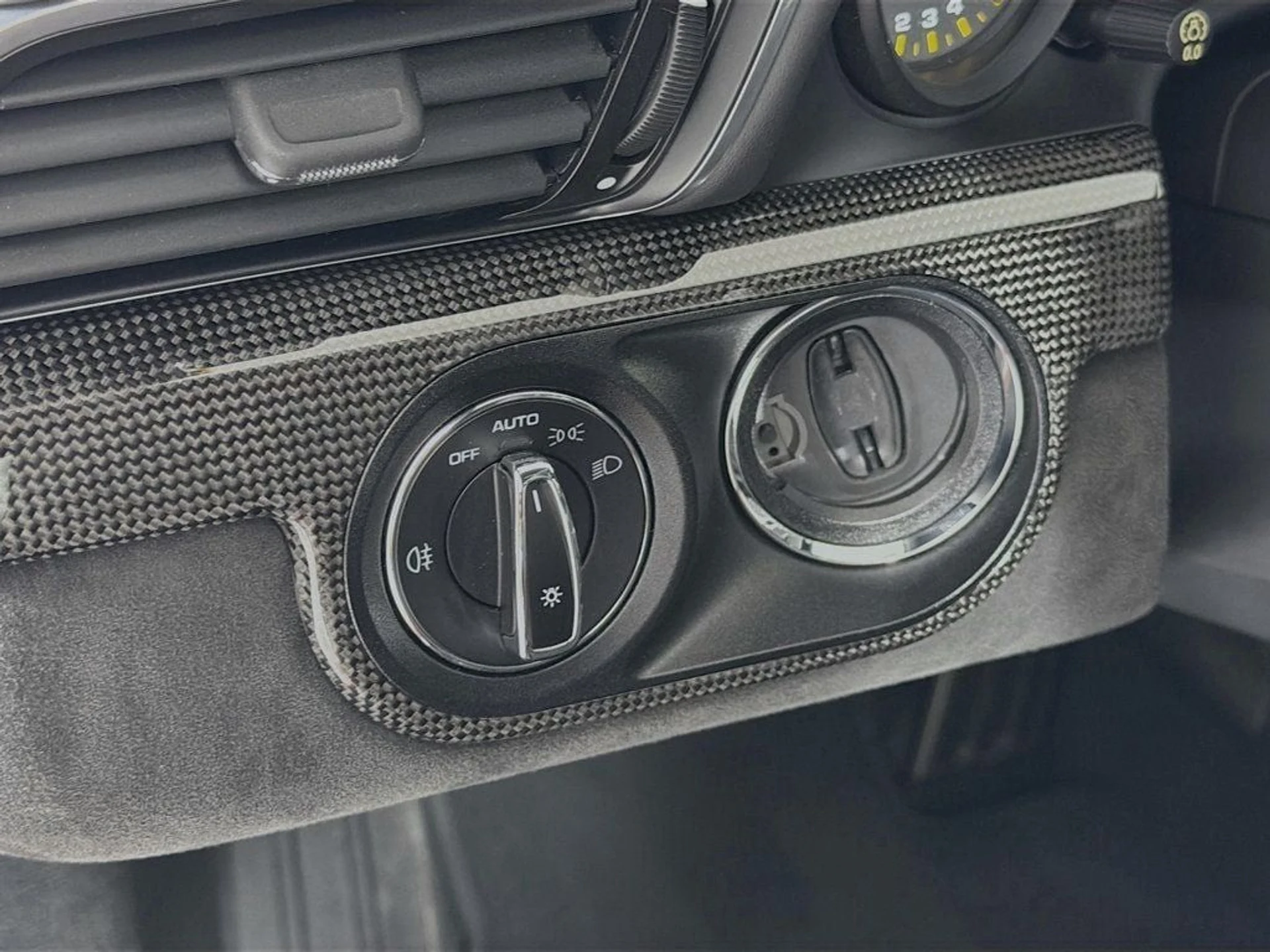 mph019_658629455_76f6643ab8797d6af909720081865048_745b279c47