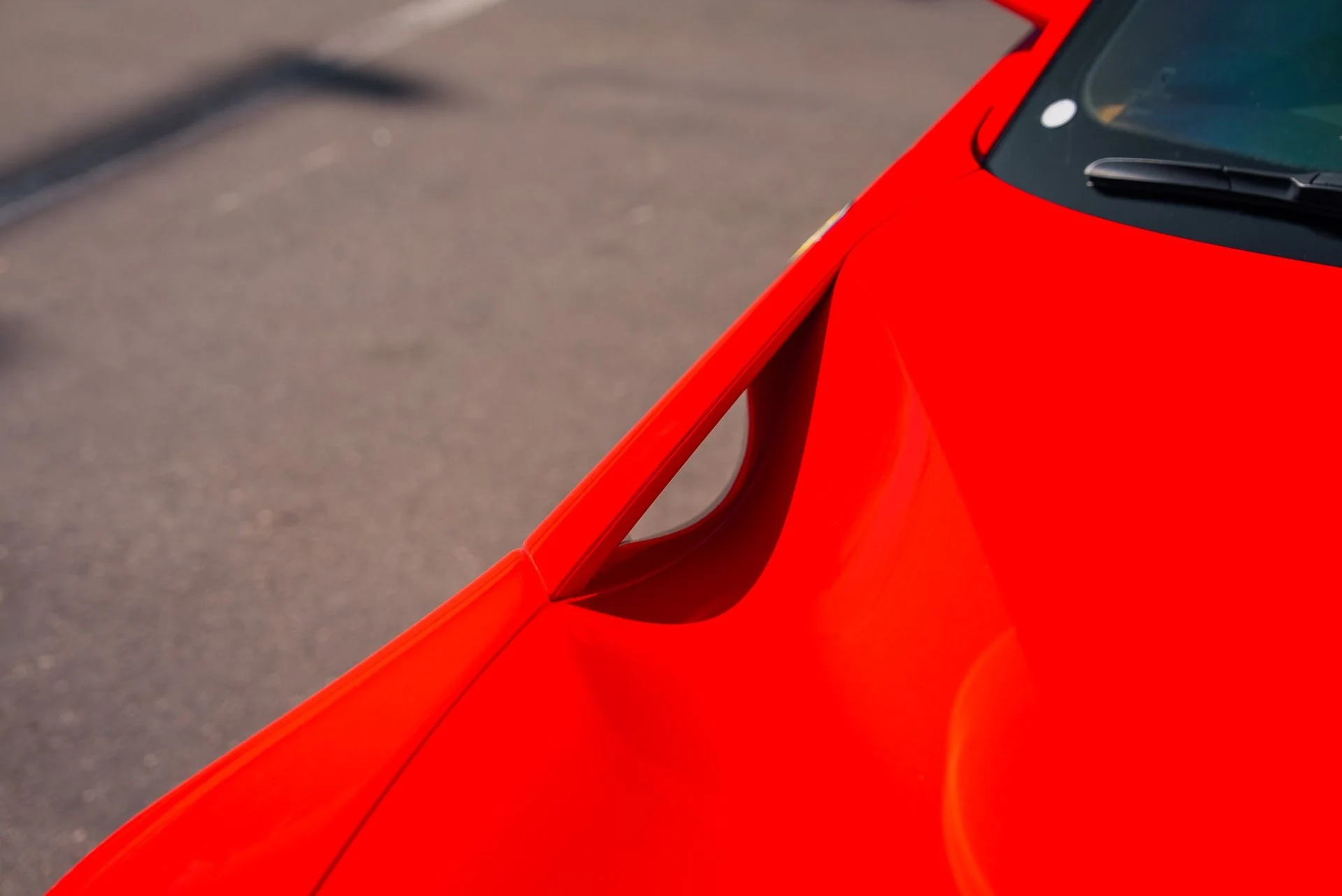 mph019_659536535_Used_2017_Ferrari_F12berlinetta_1762288797_9832840ac1