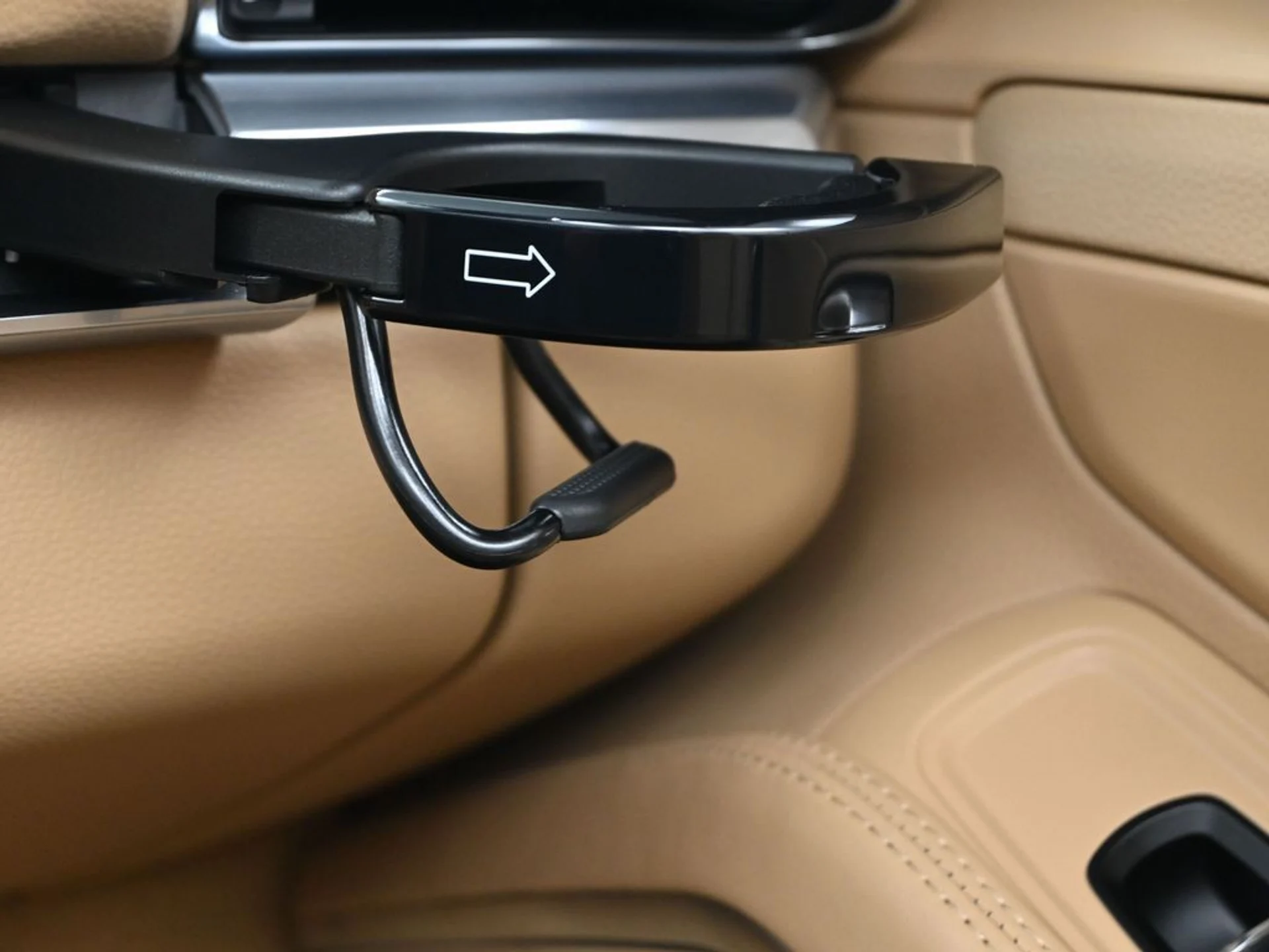 mph019_661130896_5f385d034613e1145a1261ae2215eb6ax_a6692845d8