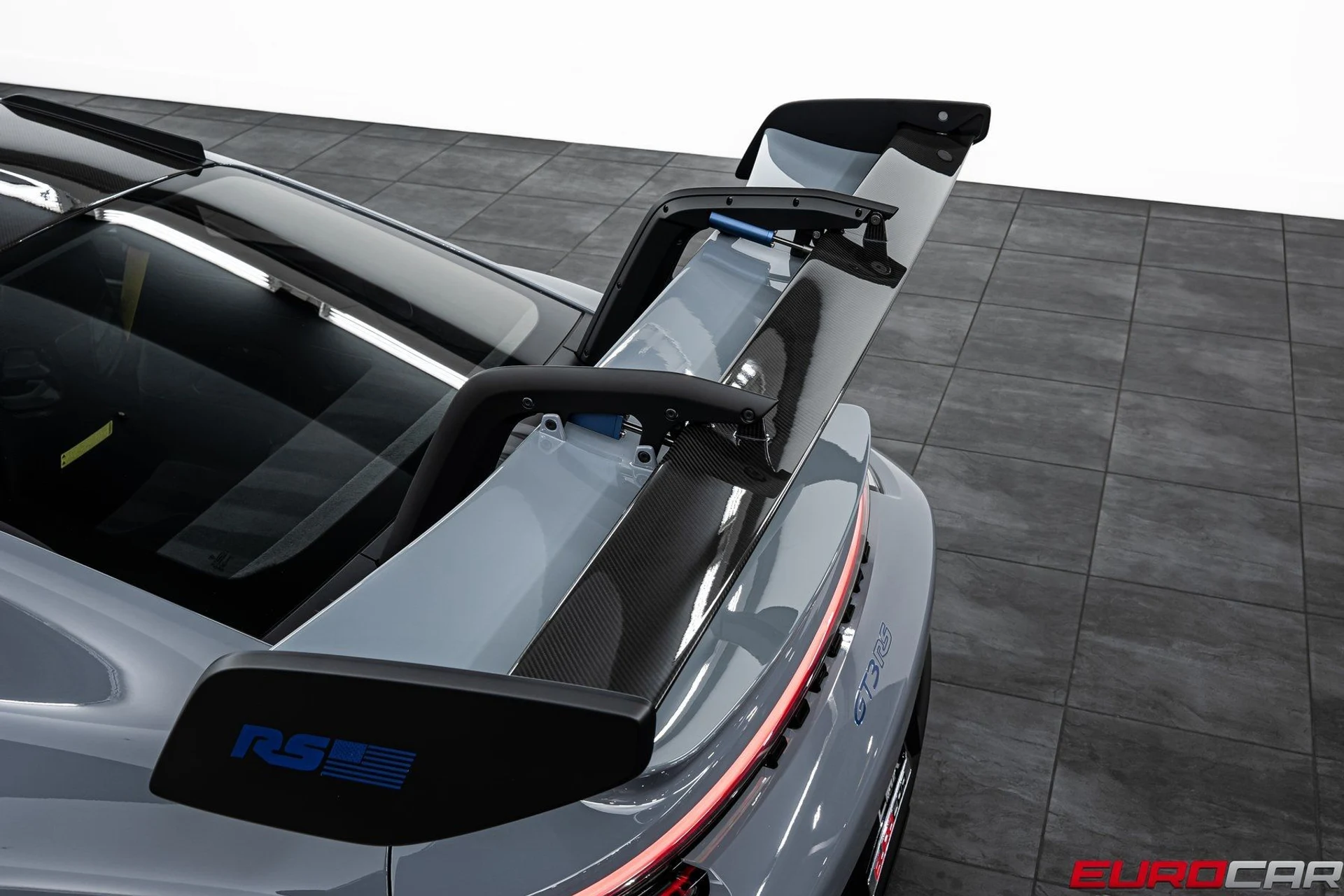 mph019_663741179_image_20_f2d73ebfd7