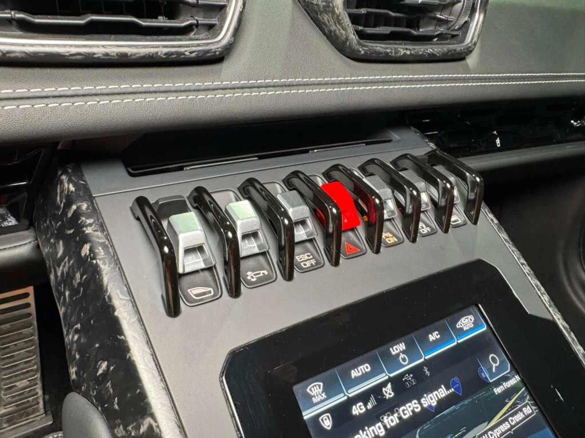 mph019_671459297_0e0c558dab37d098181b2c00b0768e2c_5db8061abc