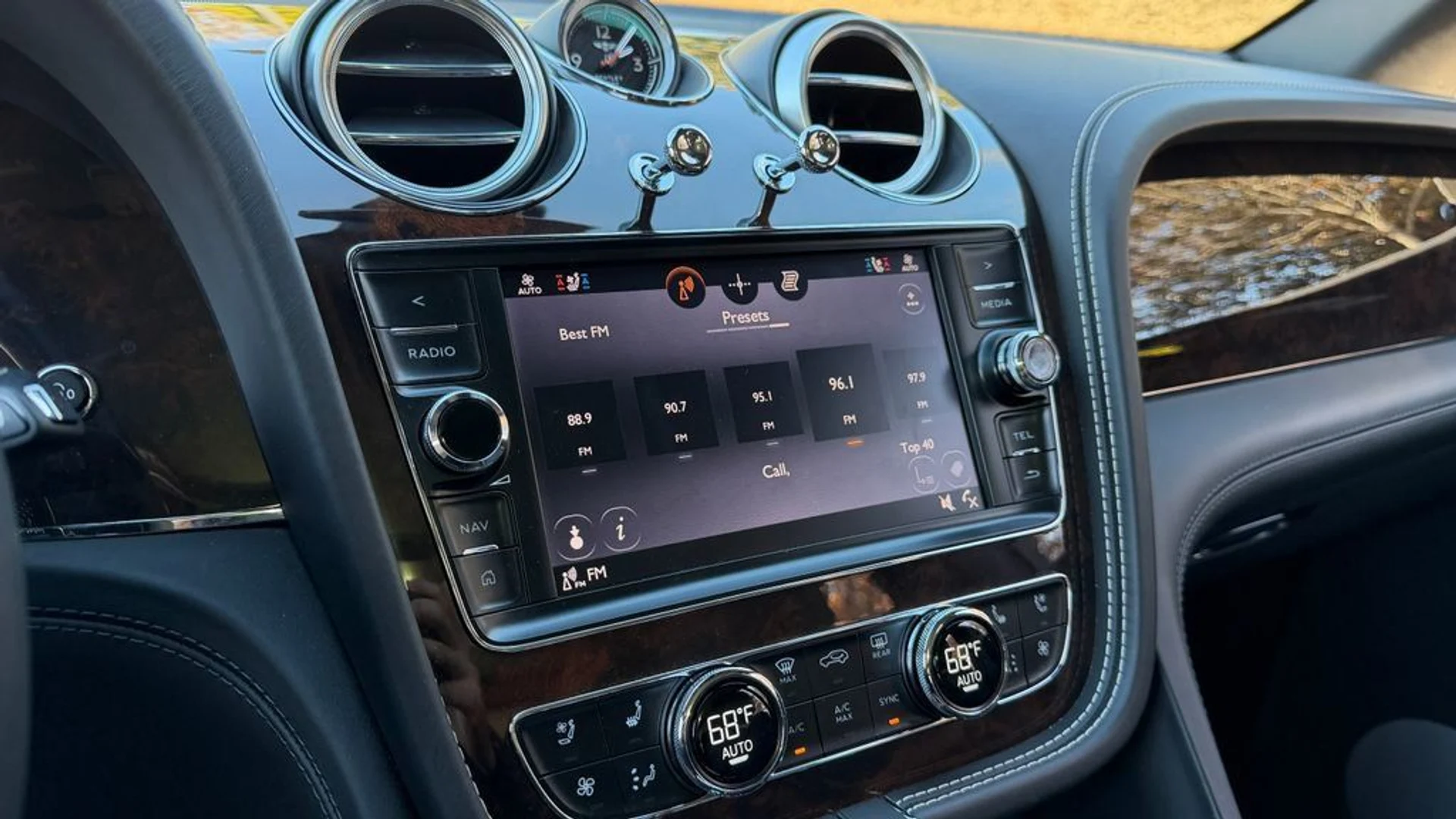 mph019_672293947_30ce6eb2536349e29b9d4fd04867f171_7bb2aeb801