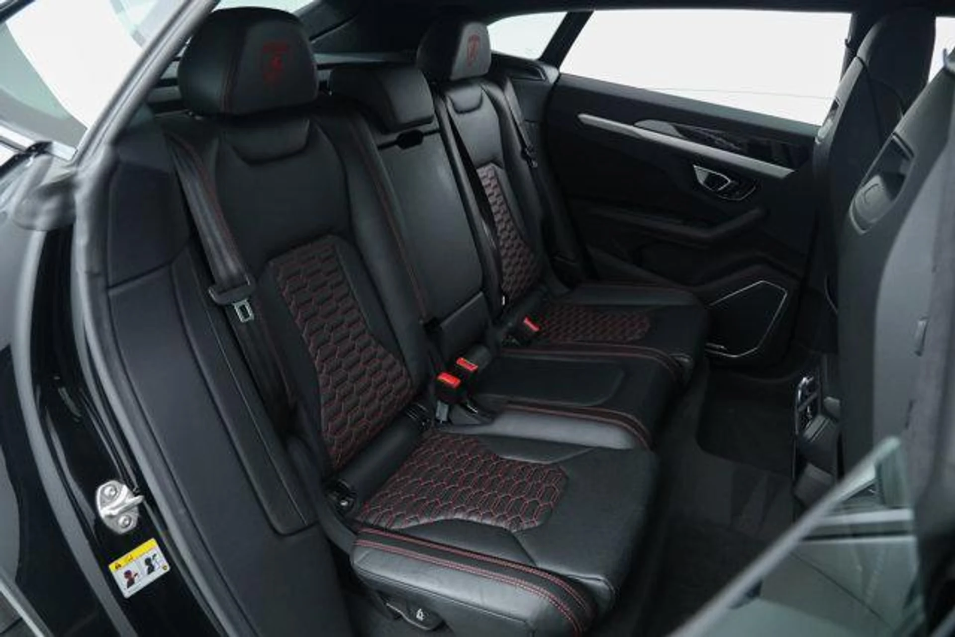 mph019_673661368_X9udx_SE_Rq_P_Aealis_ICU_05x_SXBHI_44702953bc