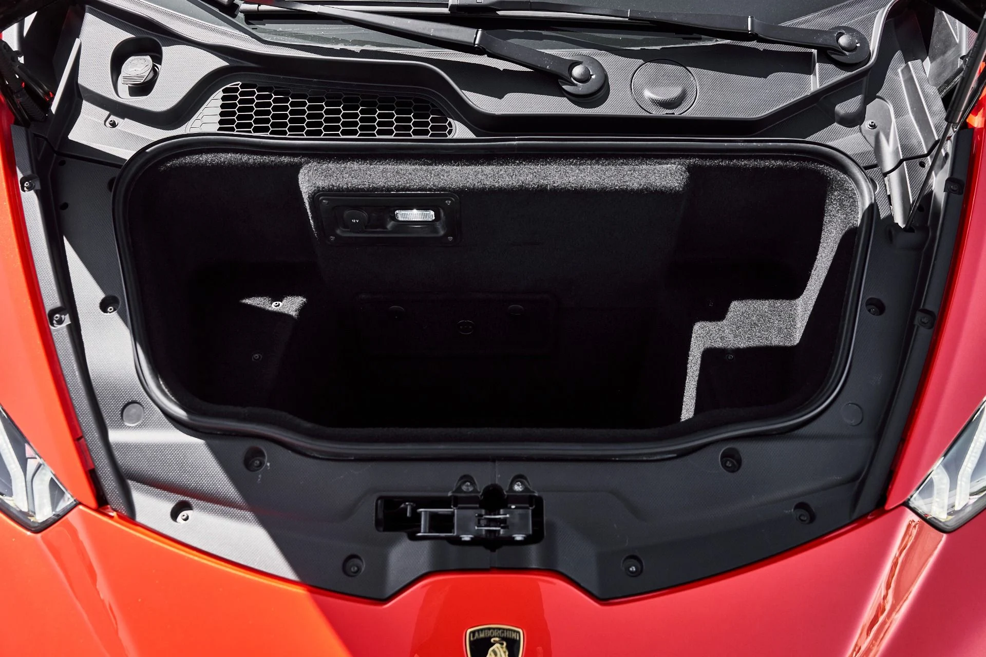 mph019_674630829_Used_2023_Lamborghini_Huracan_Tecnica_Base_1776477078_d5e2b8b4da