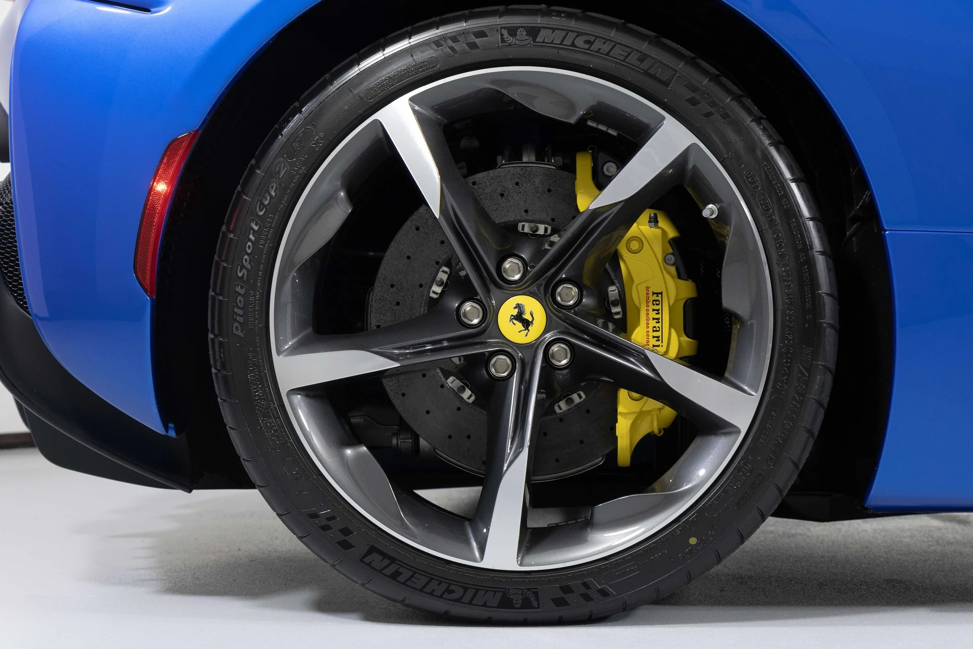 mph019_677403174_ddb753c8959940c9ba12316096cd62f0_3769cf8ad0