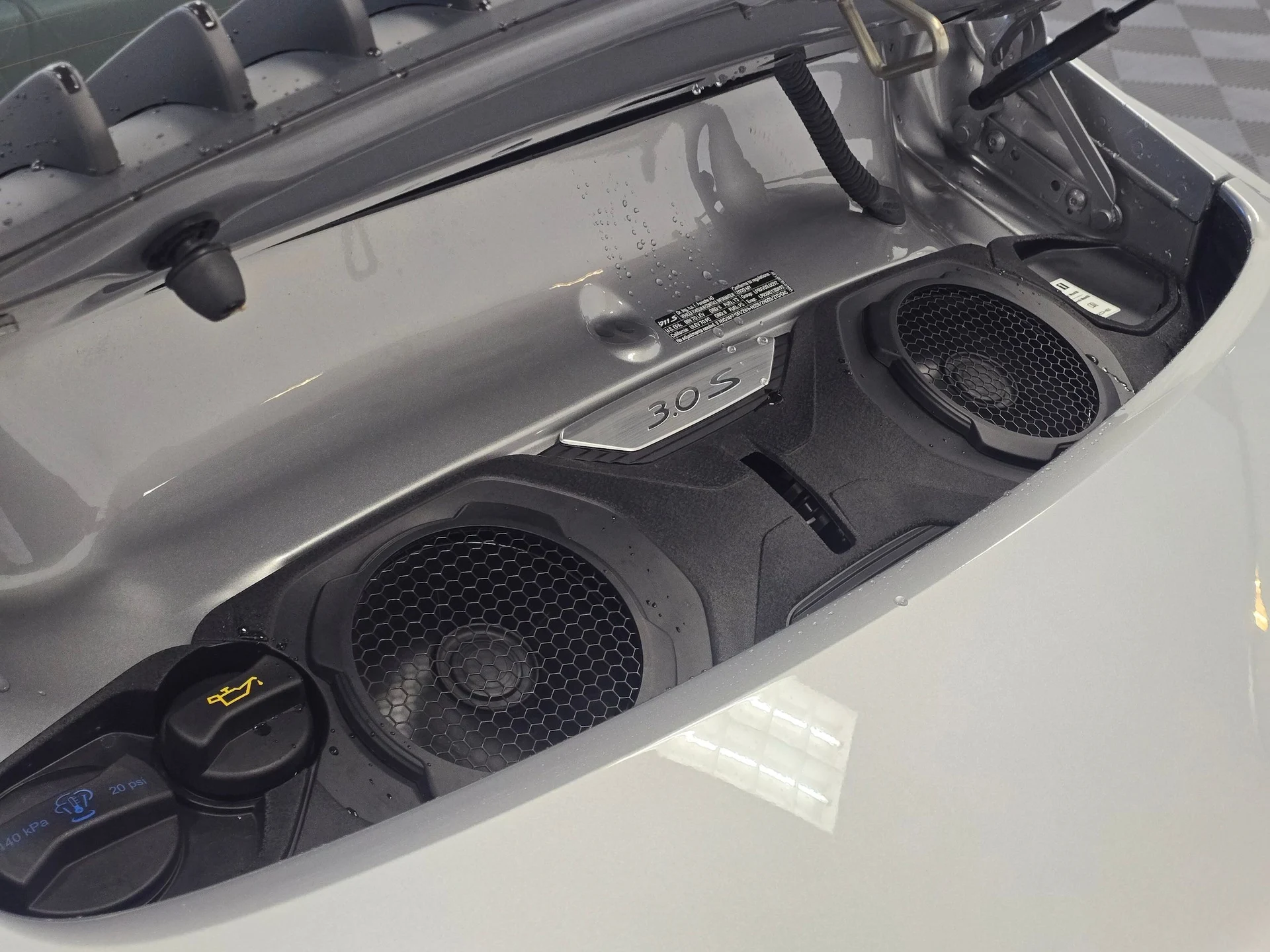 mph019_685561493_3ea3d6bdb35a7ca0c4e4d9314196b379x_dcef3654d6